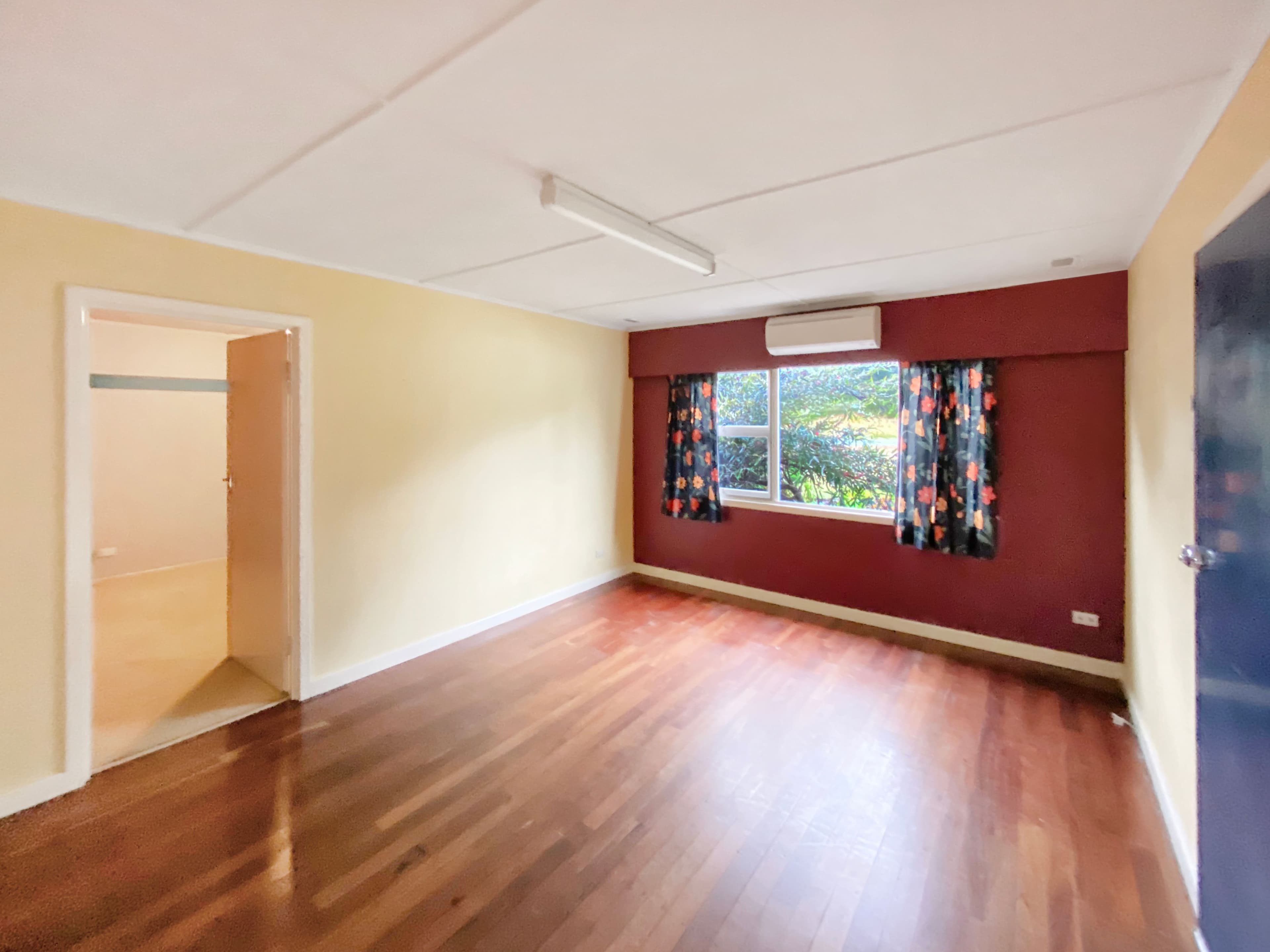 194 Bayview Drive, Little Grove WA 6330, Little Grove - Thumbnail 4