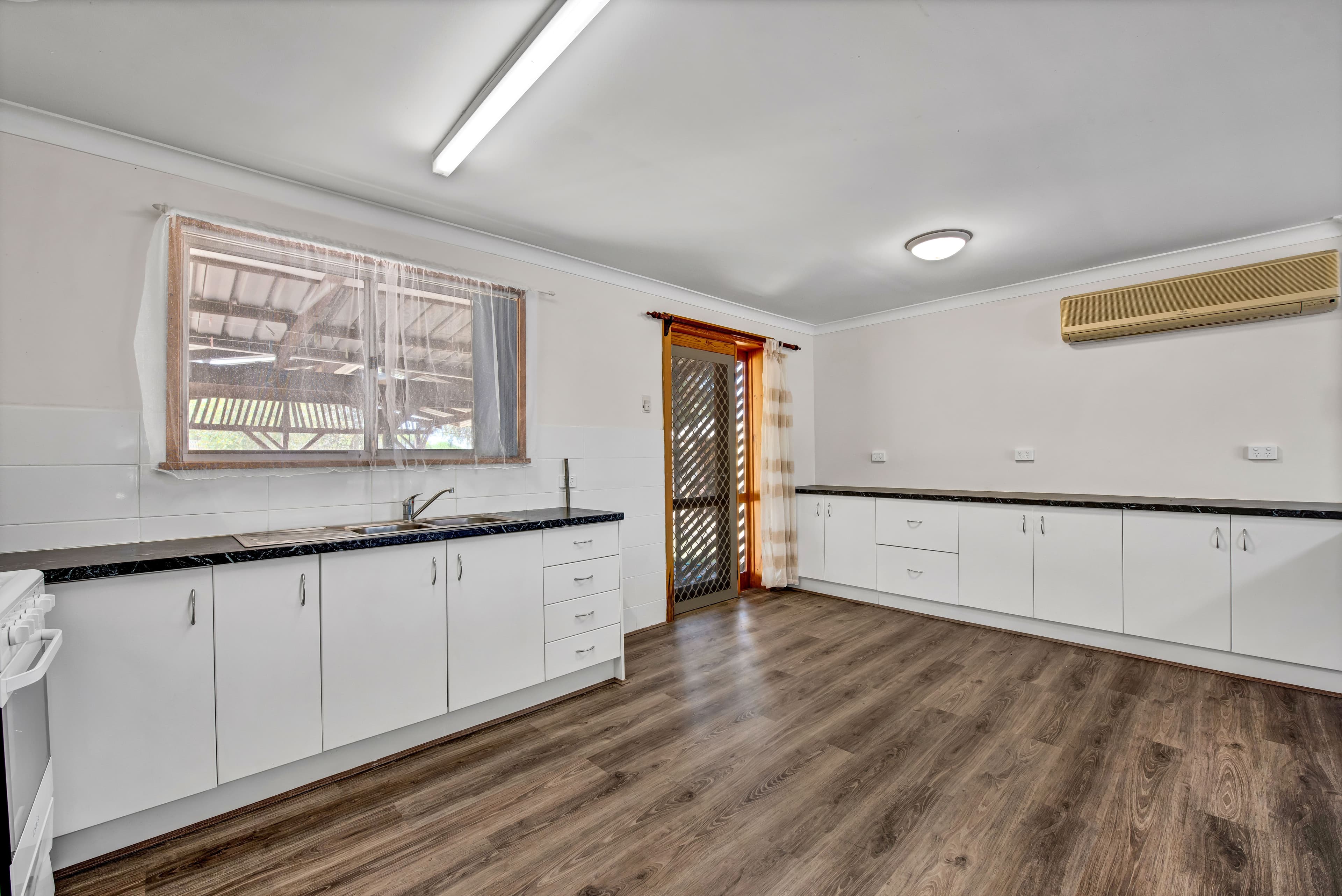 6 Sanday Court, Spalding WA 6530, Spalding - Thumbnail 3