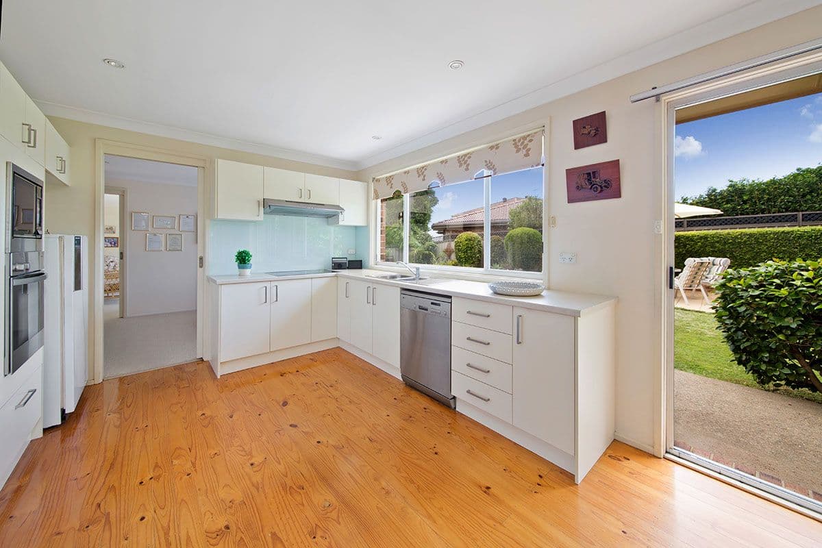 43 Sylvan Ridge Drive, Illawong - Thumbnail 4