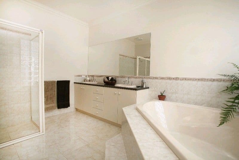 66 Langhorne Crescent, ROWVILLE VIC 3178, Rowville - Thumbnail 7