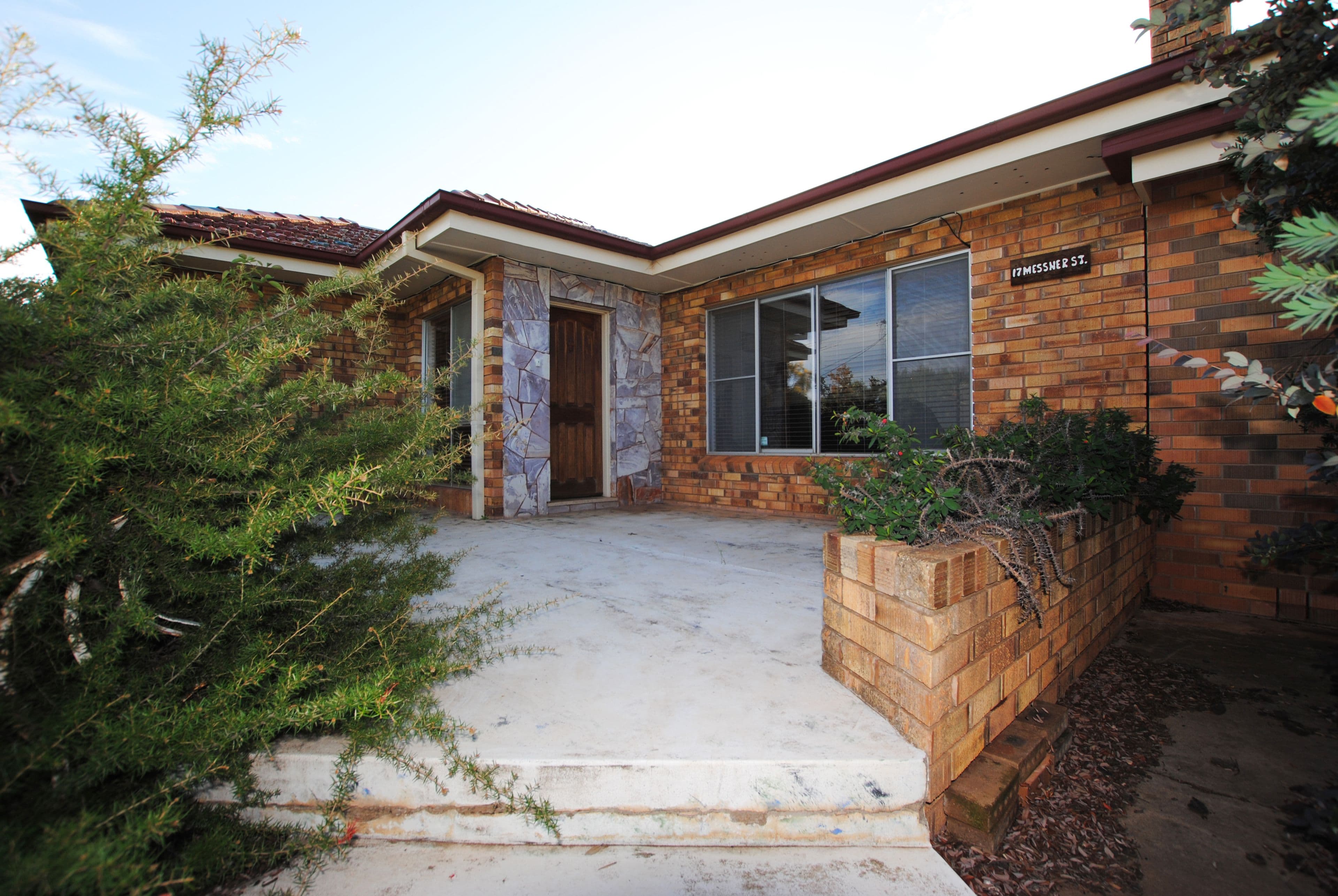 17 Messner Street, Griffith NSW 2680, Griffith - Thumbnail 2