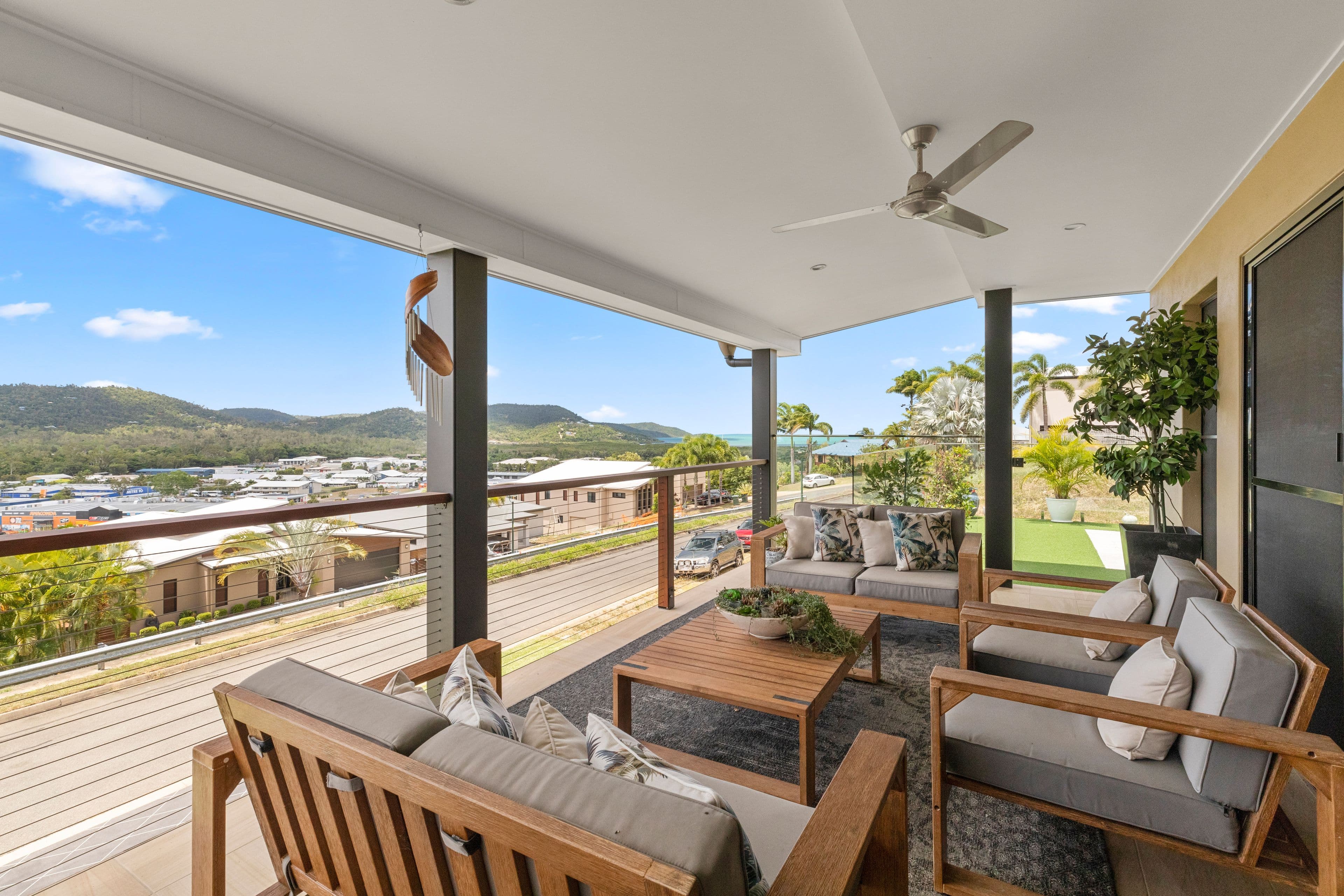 11 Whitehaven Crescent, Cannonvale QLD 4802, Cannonvale - Thumbnail 5