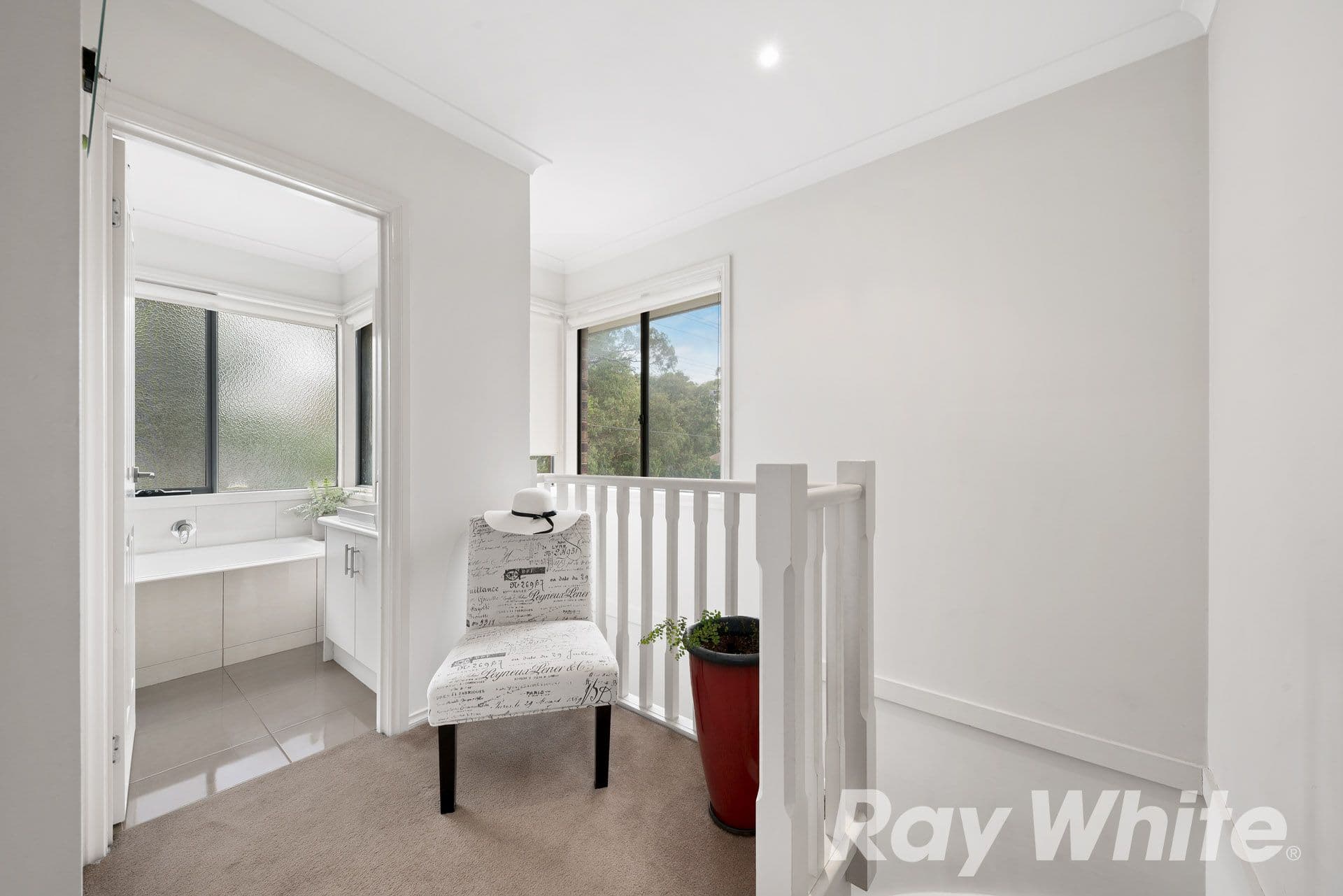 63 Kathryn Road, Knoxfield VIC 3180, Knoxfield - Thumbnail 4