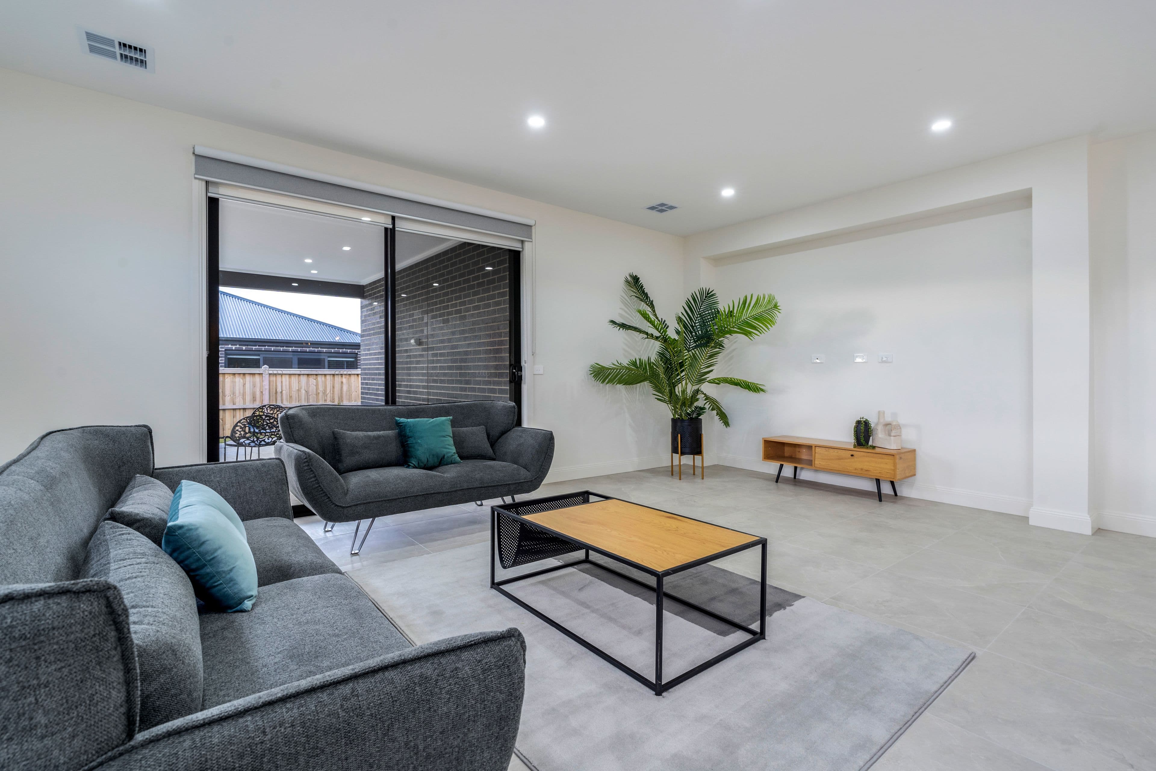52 Roseburn Avenue, Mickleham VIC 3064, Mickleham - Thumbnail 8