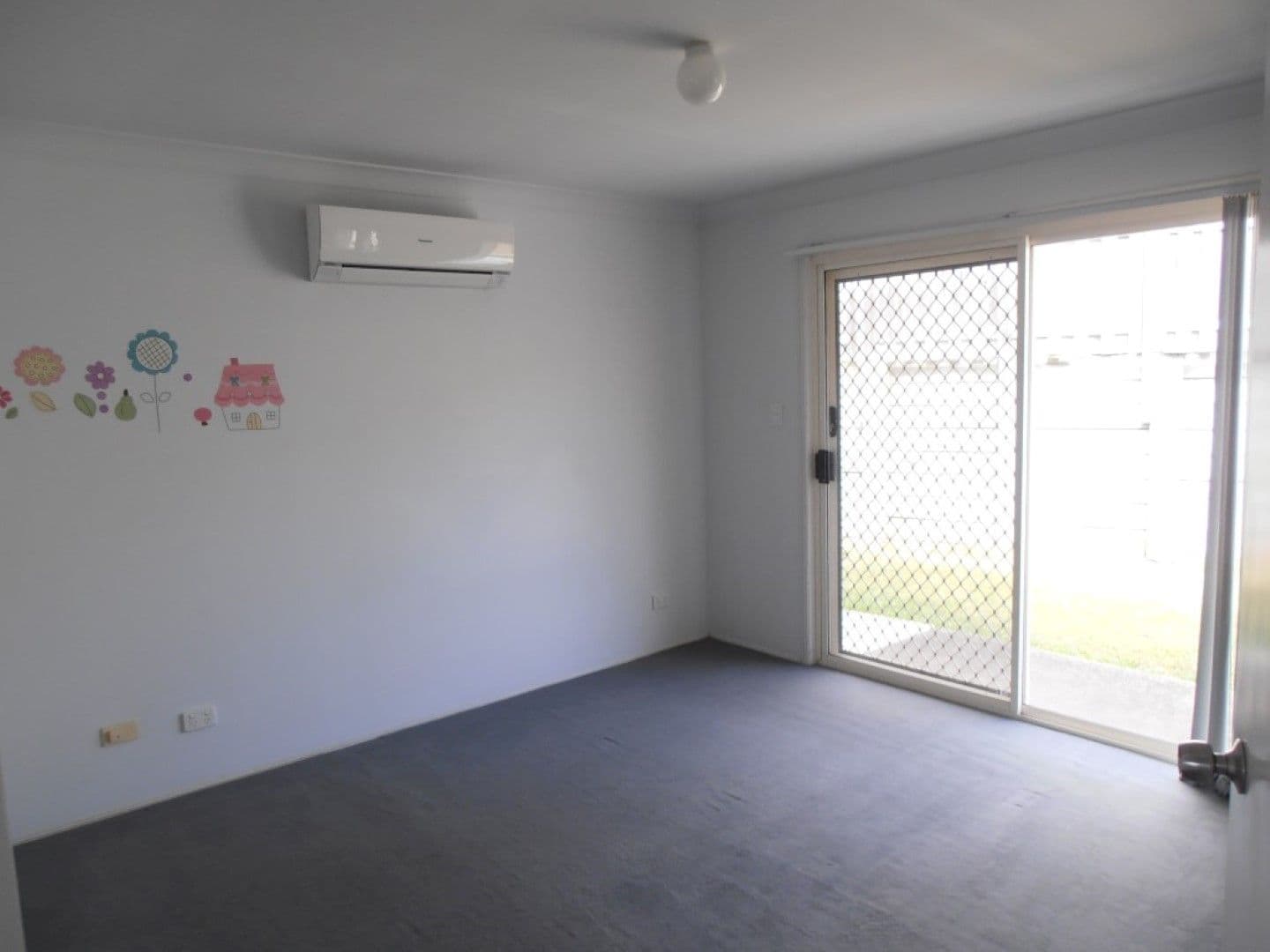 11 Moneghetti Place, Calamvale QLD 4116, Calamvale - Thumbnail 5