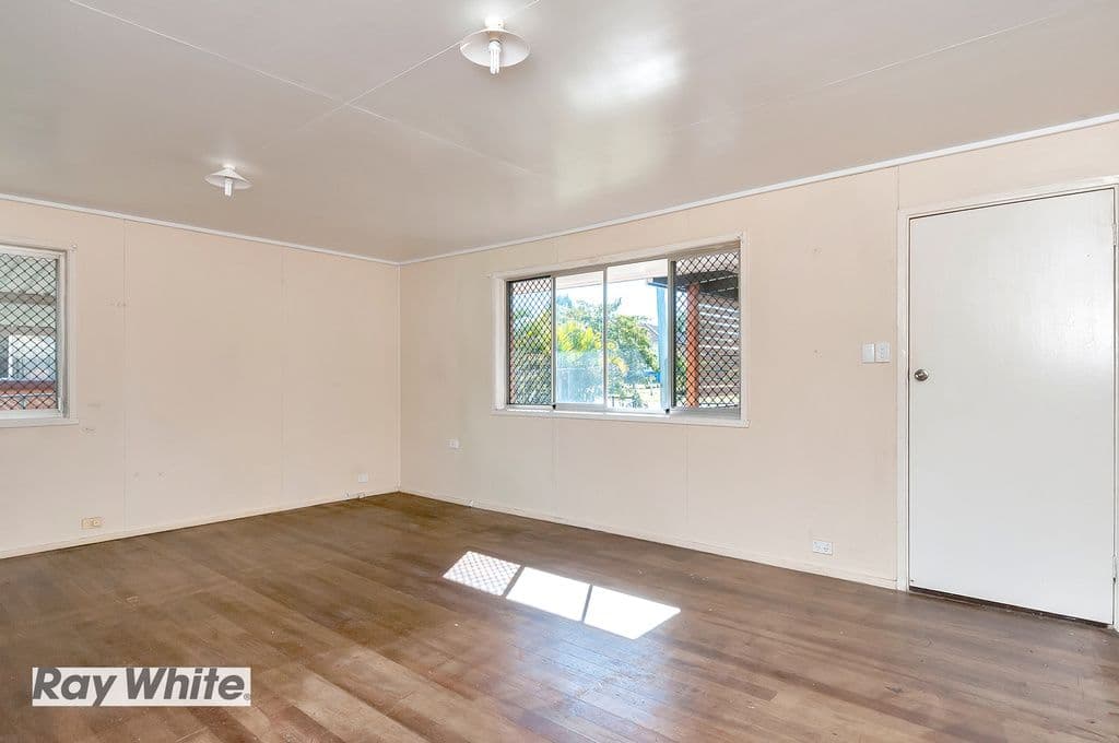 34 Michael Street, ELLEN GROVE QLD 4078, Ellen Grove - Thumbnail 3