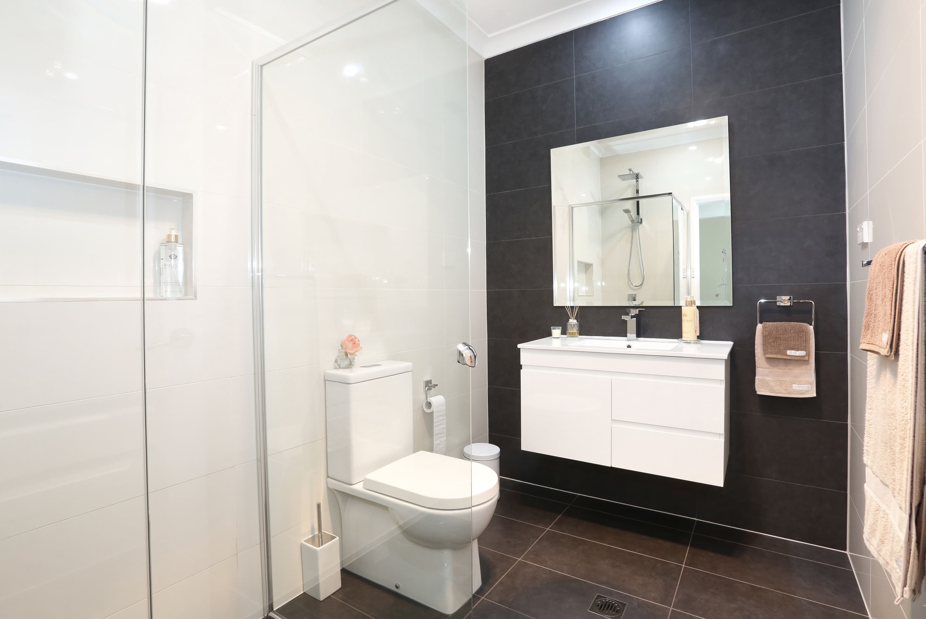 692 Pascoe Vale Road, Oak Park - Thumbnail 6