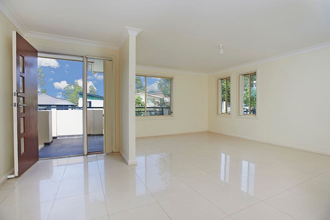 15 Dungara Drive, PEMULWUY NSW 2145, Pemulwuy - Thumbnail 3