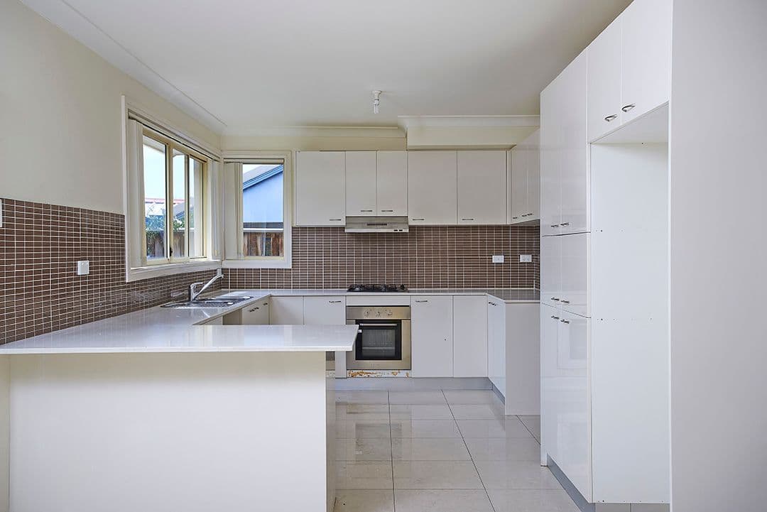 15 Dungara Drive, PEMULWUY NSW 2145, Pemulwuy - Thumbnail 4