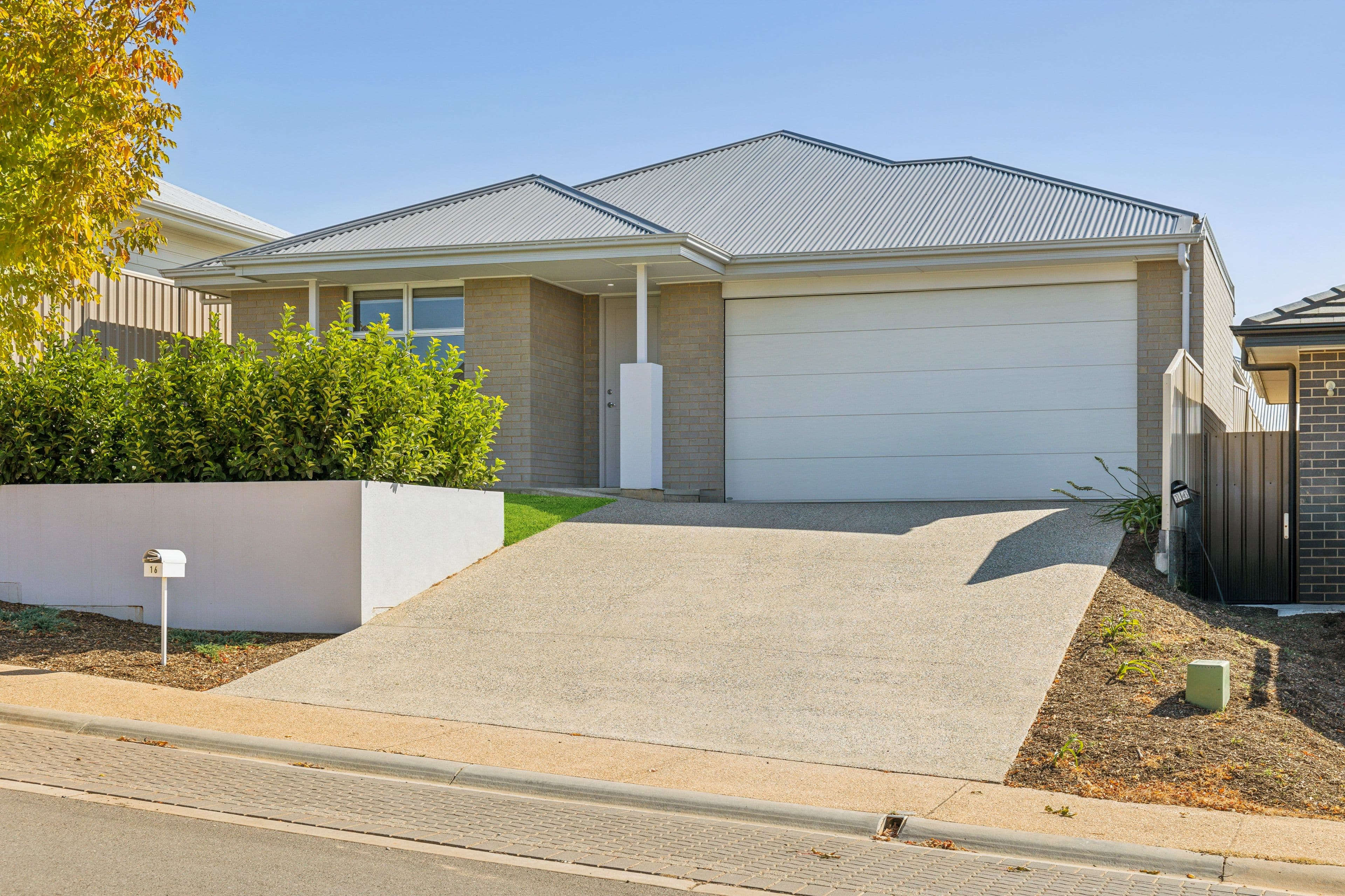 16 Aston Parade, Mount Barker SA 5251, Mount Barker - Image 1