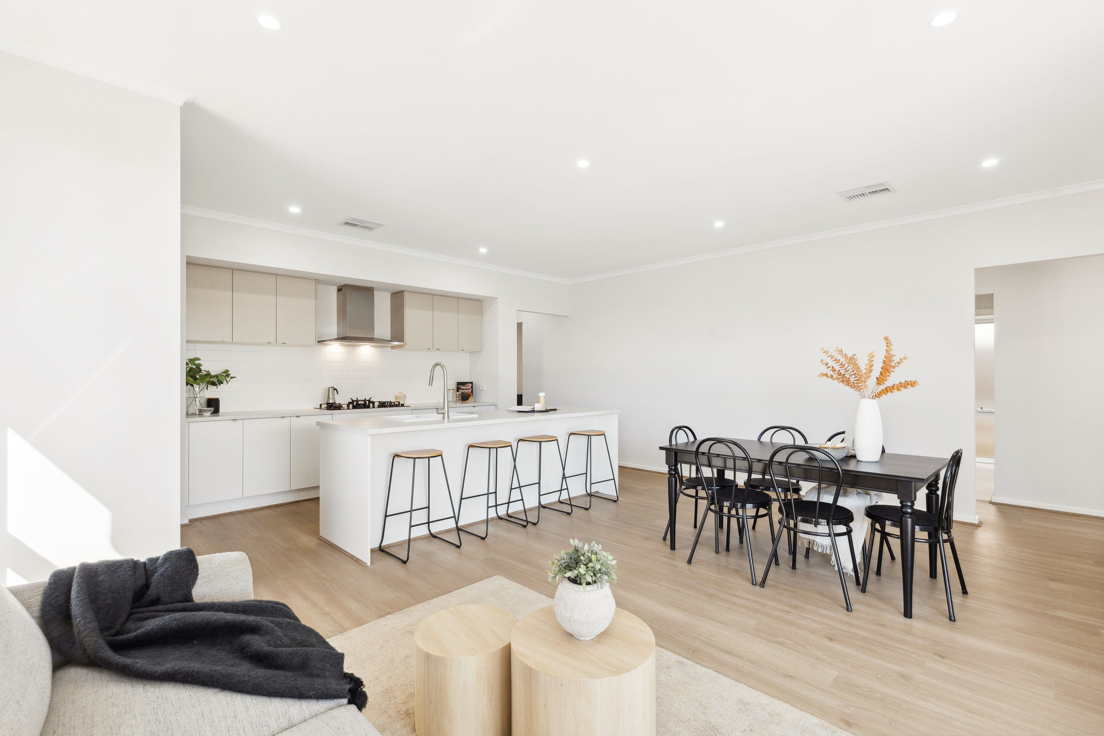 16 Aston Parade, Mount Barker SA 5251, Mount Barker - Thumbnail 4