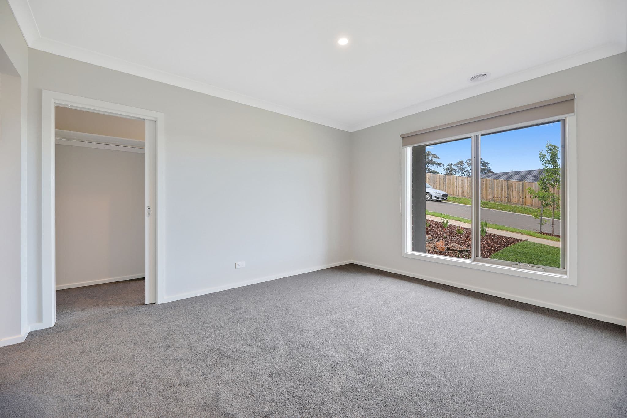 13 Southern Close, Drouin VIC 3818, Drouin - Thumbnail 5
