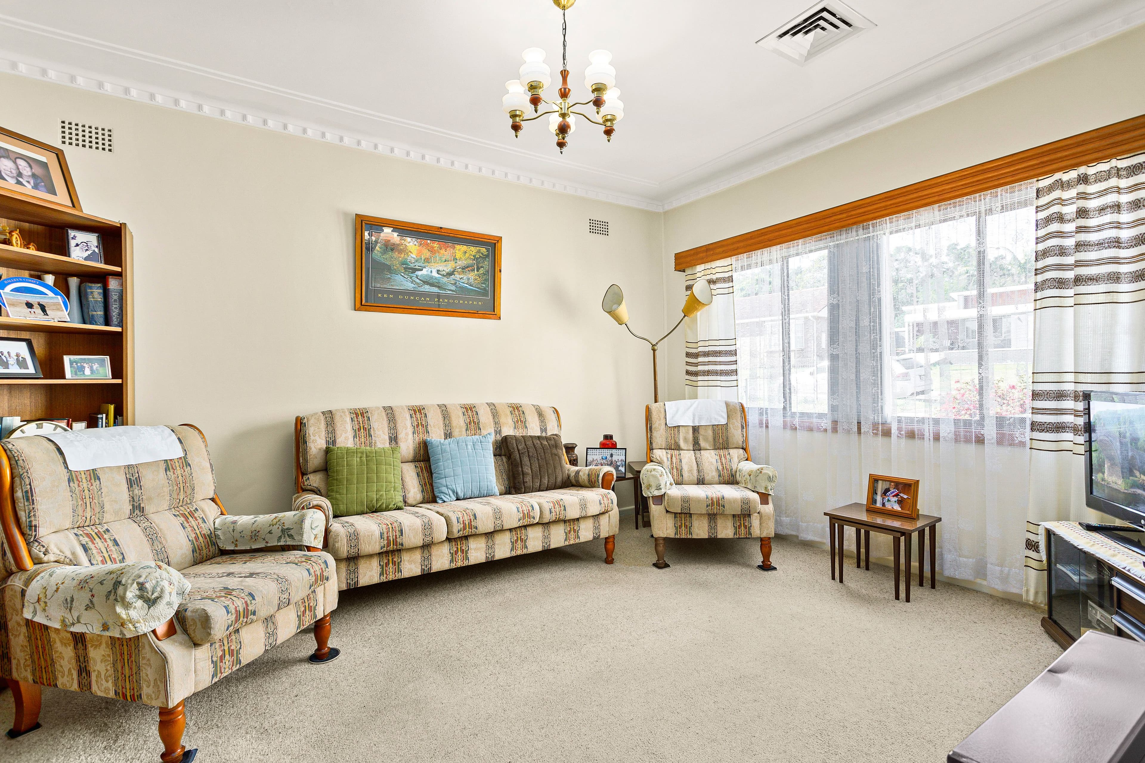 4 Hinterland Close, Lynbrook - Thumbnail 2