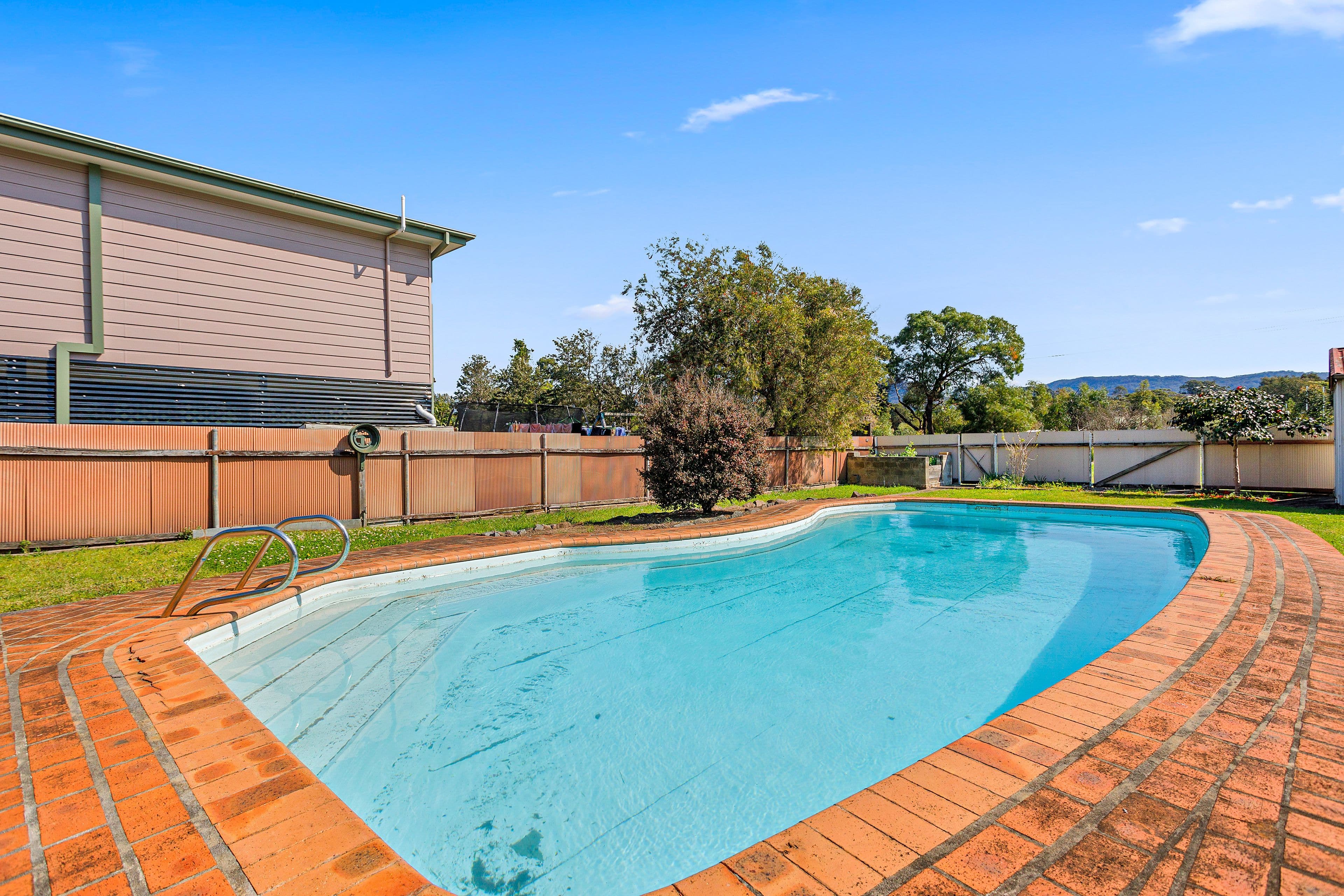 4 Hinterland Close, Lynbrook - Thumbnail 8