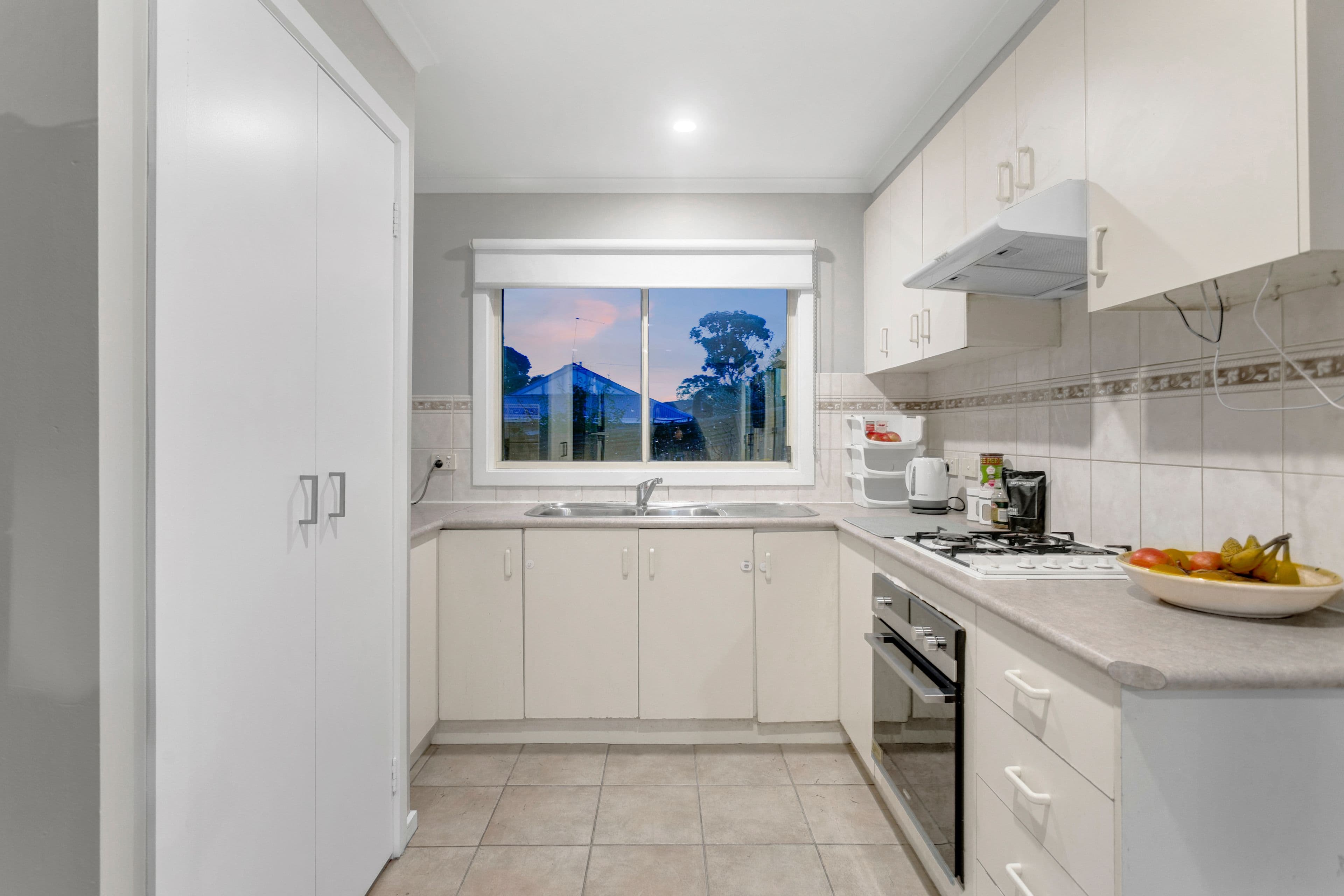 116 Rosemary Crescent, Frankston North VIC 3200, Frankston North - Thumbnail 5
