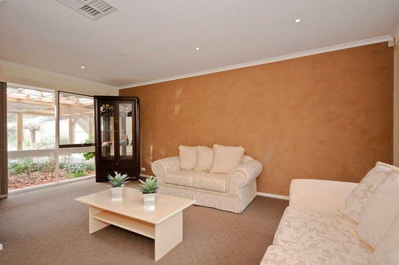 87 PLYMOUTH Road, CROYDON HILLS VIC 3136, Croydon Hills - Thumbnail 2