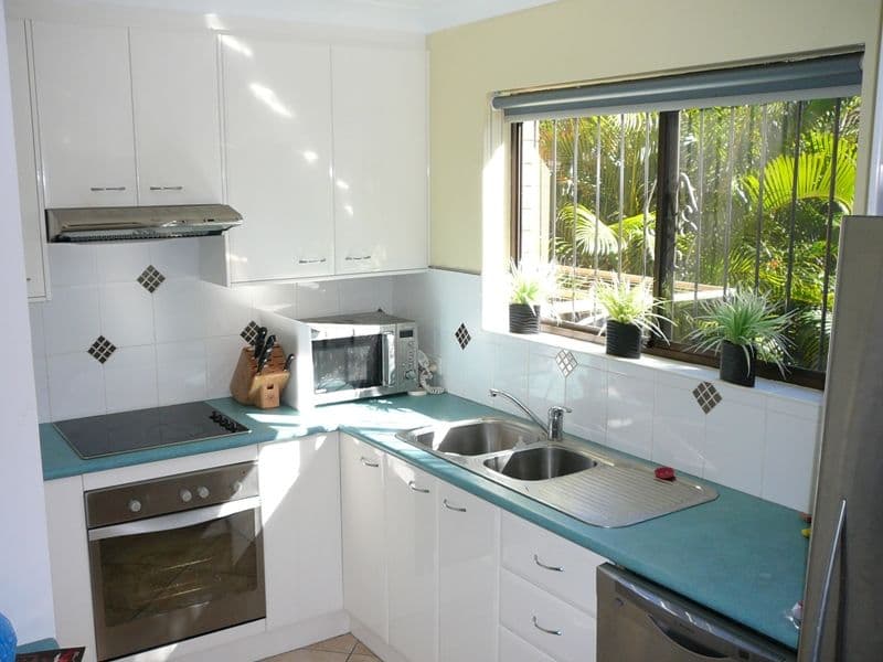 62  Macaulay Street, COORPAROO QLD 4151, Coorparoo - Thumbnail 4