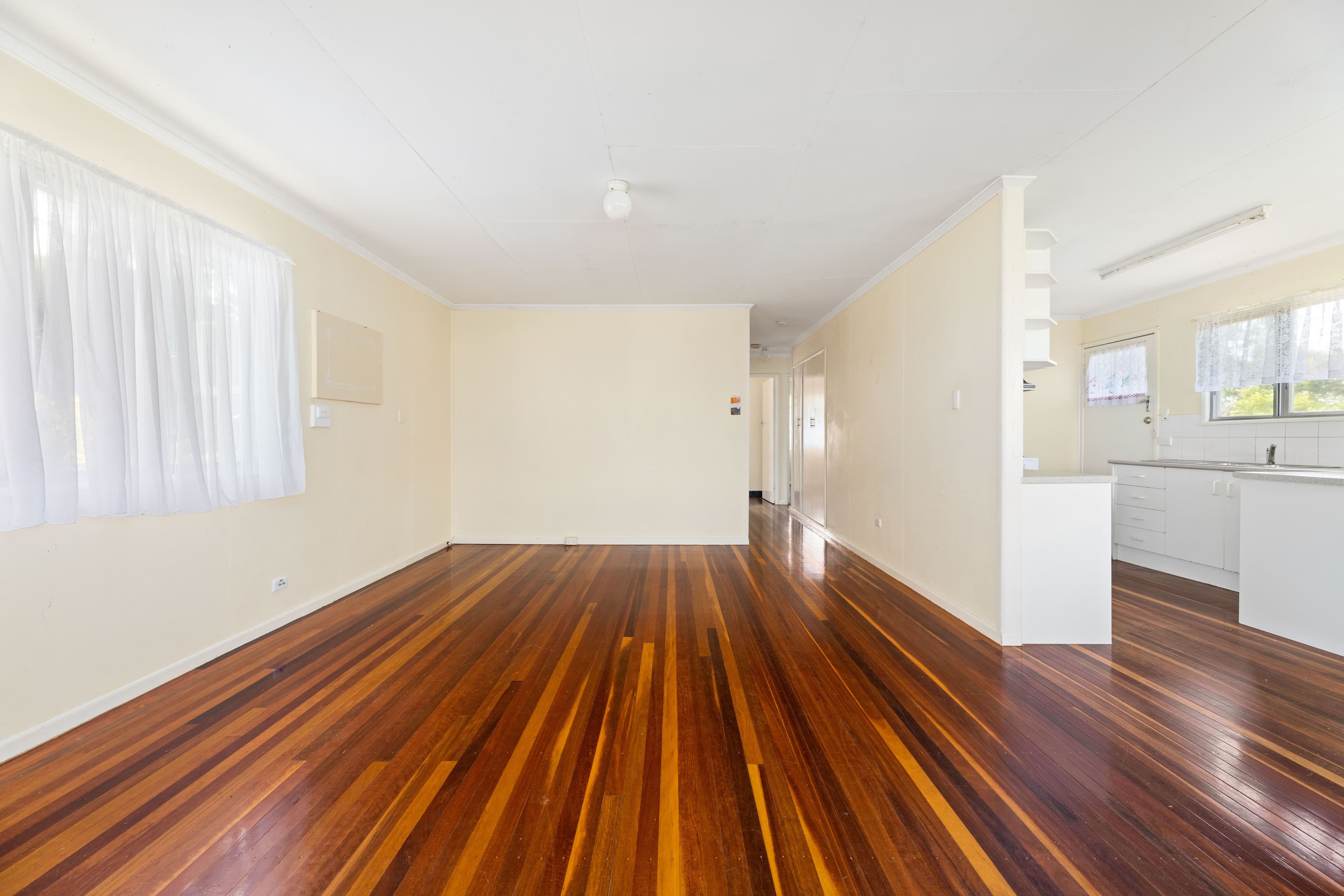 73 Landsboro Avenue, Boondall QLD 4034, Boondall - Thumbnail 3