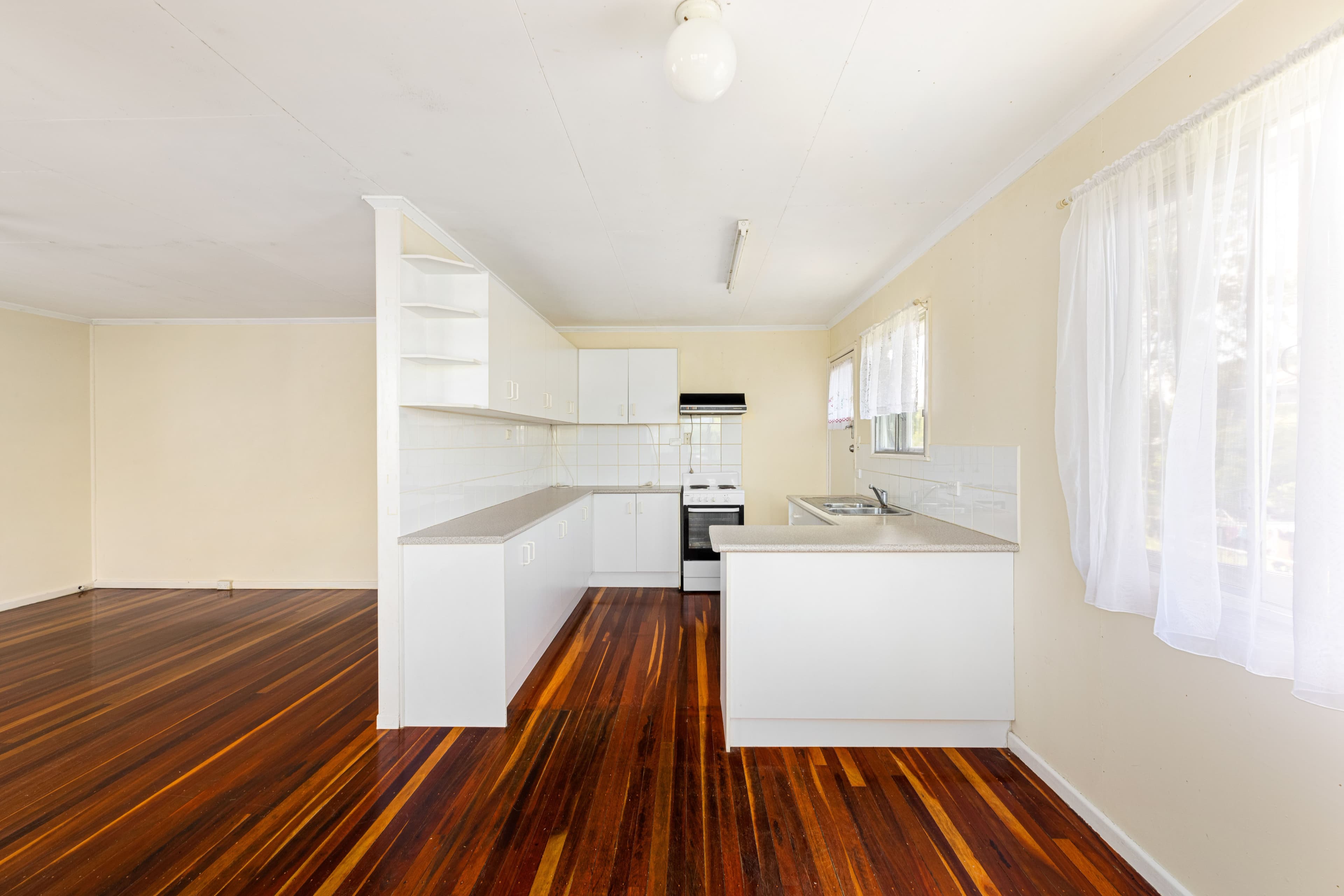 73 Landsboro Avenue, Boondall QLD 4034, Boondall - Thumbnail 4