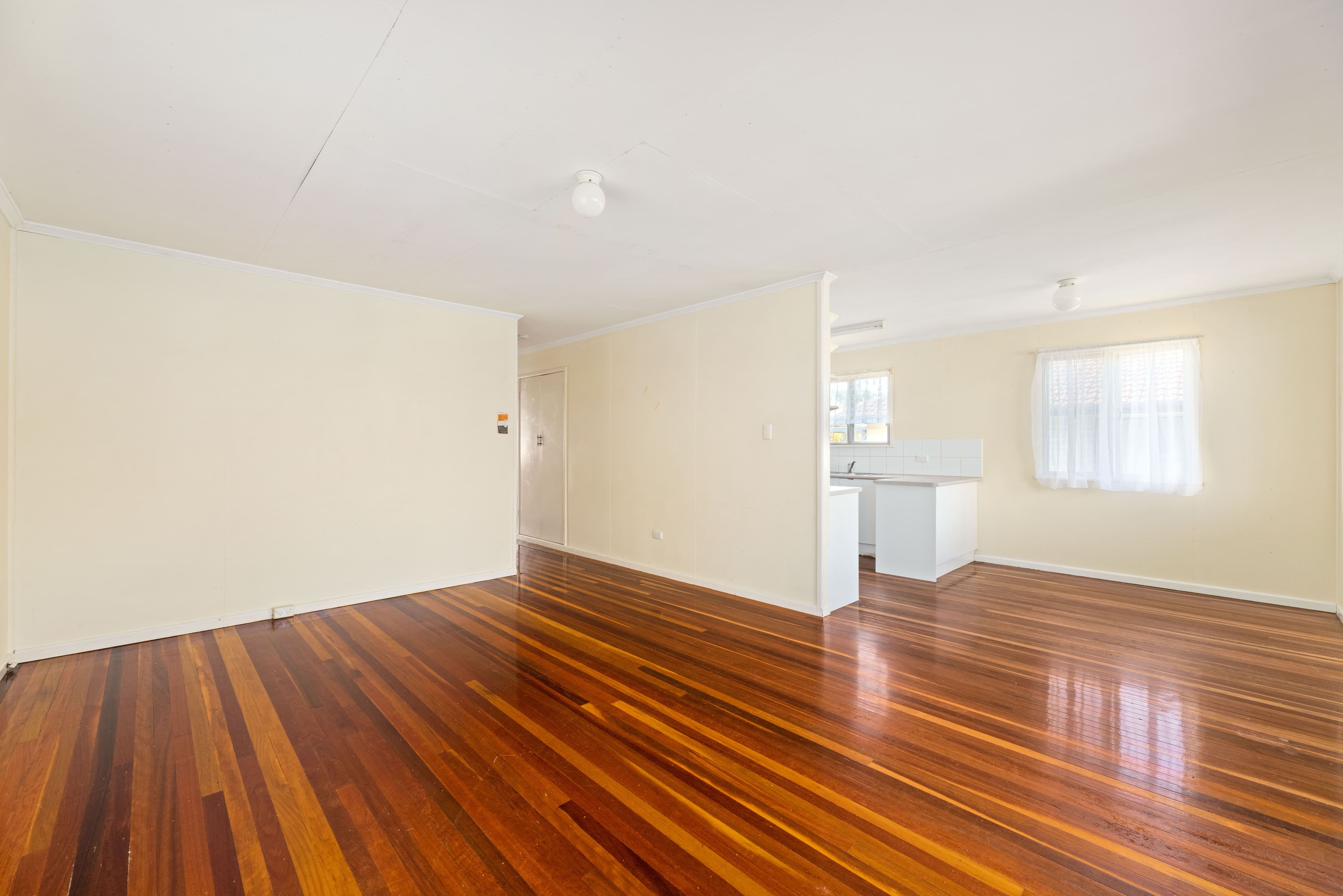 73 Landsboro Avenue, Boondall QLD 4034, Boondall - Thumbnail 5