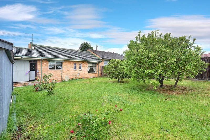 10 Cuthbert Road, Reservoir VIC 3073, Reservoir - Thumbnail 8