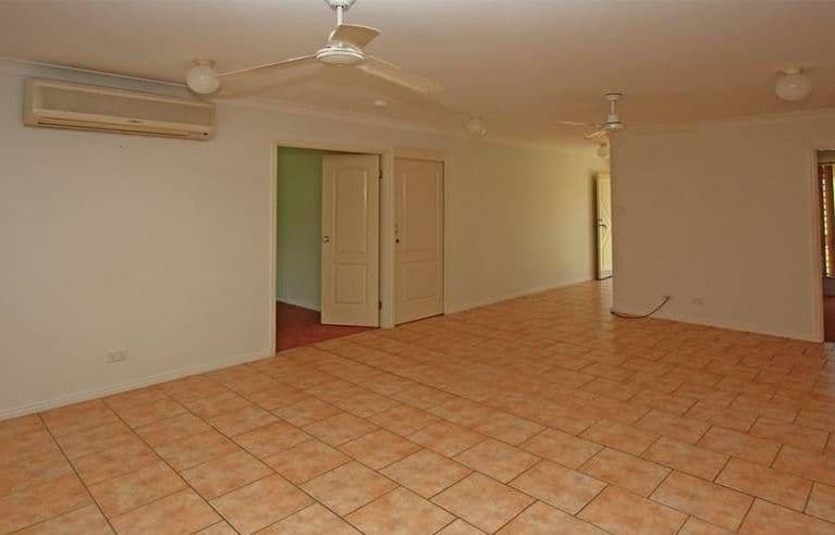 77 Blue Mountain Drive, BLUEWATER QLD 4818, Bluewater Park - Thumbnail 2