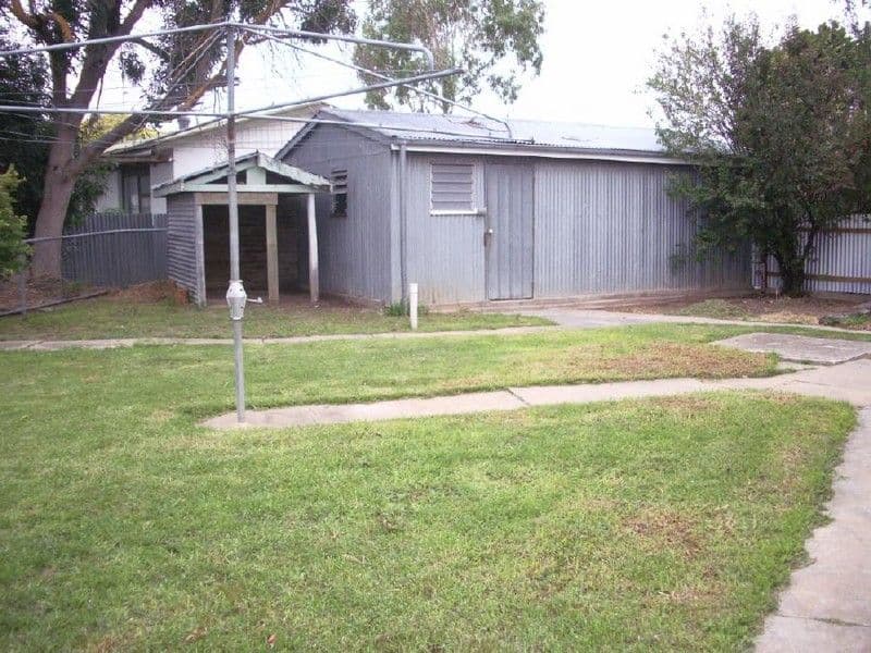 31 Venn Avenue, BORDERTOWN SA 5268, Bordertown - Thumbnail 4