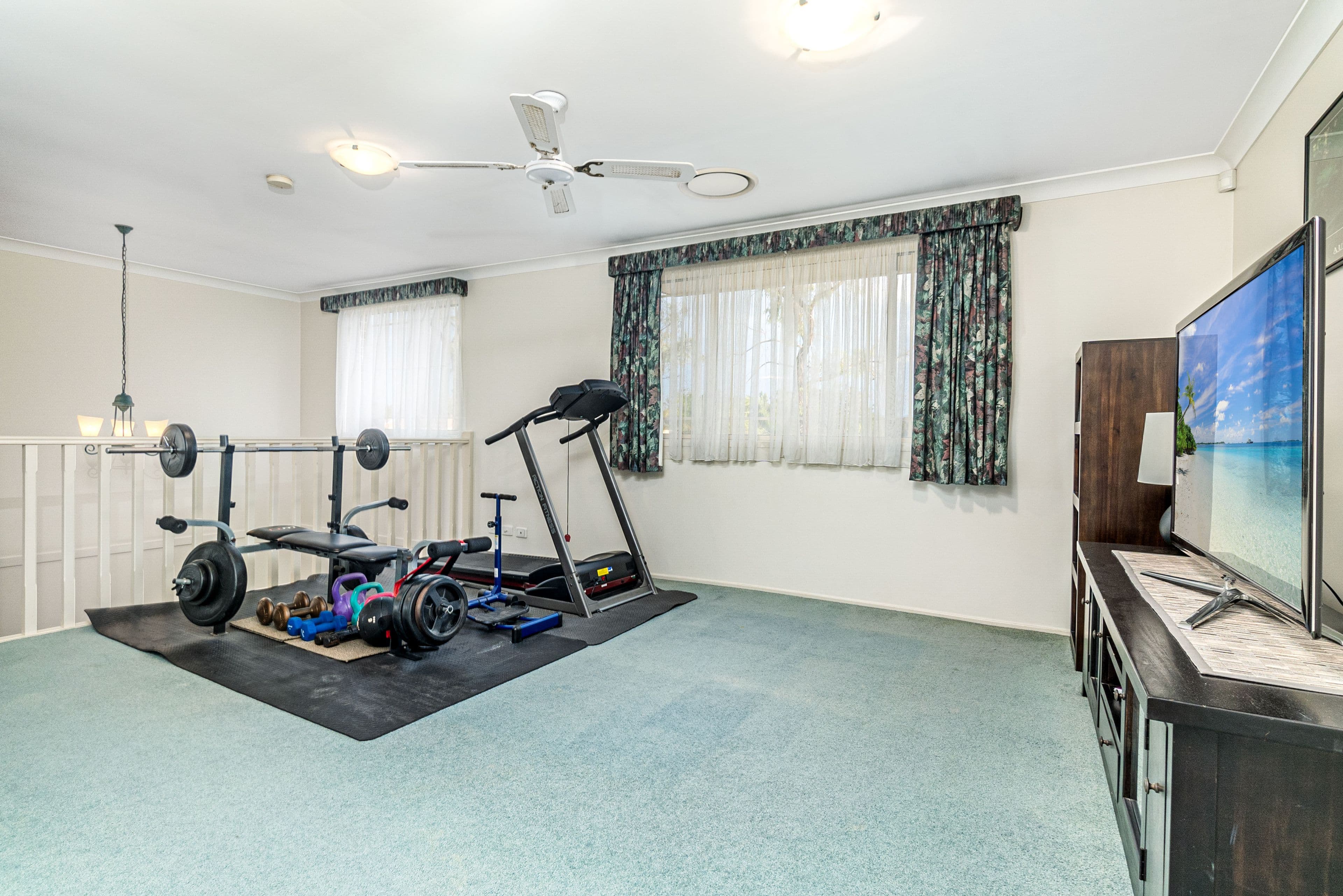 33 Crestview Avenue, Kellyville NSW 2155, Kellyville - Thumbnail 8
