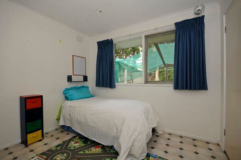 32 VISTA Drive, CHIRNSIDE PARK VIC 3116, Chirnside Park - Thumbnail 5