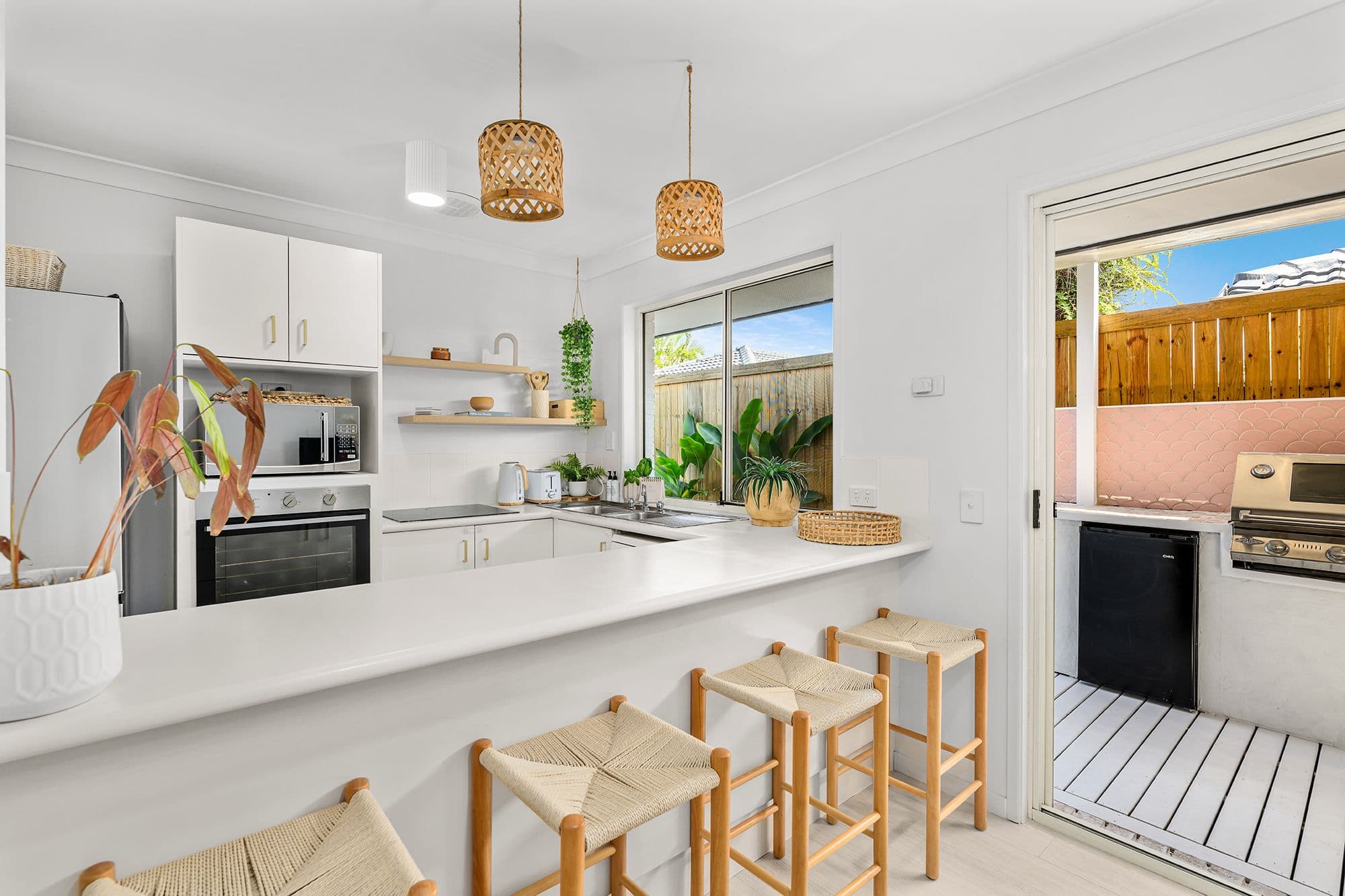 19 Mojave Drive, Burleigh Waters QLD 4220, Burleigh Waters - Thumbnail 4