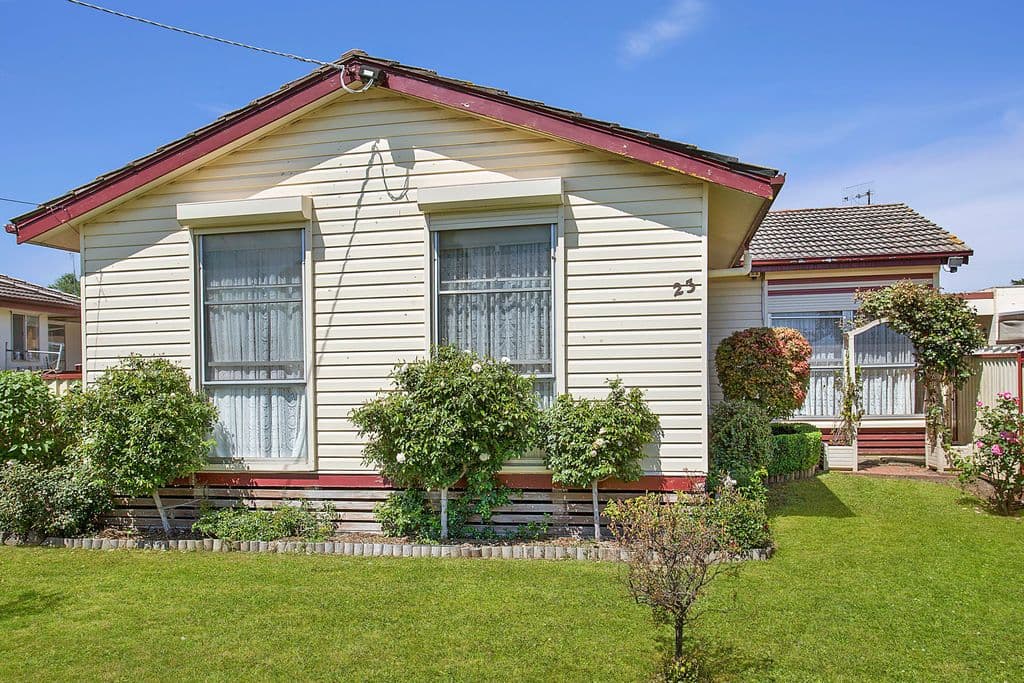 23 Tobruk Street, Cobden VIC 3266, Cobden - Image 1