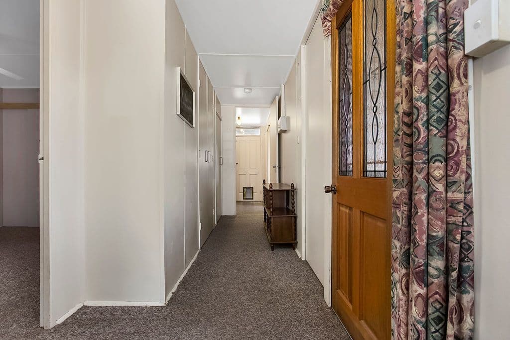 23 Tobruk Street, Cobden VIC 3266, Cobden - Thumbnail 4
