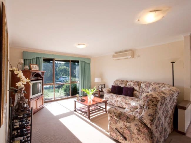 39 Sheraton Crescent, FERNTREE GULLY VIC 3156, Ferntree Gully - Thumbnail 2