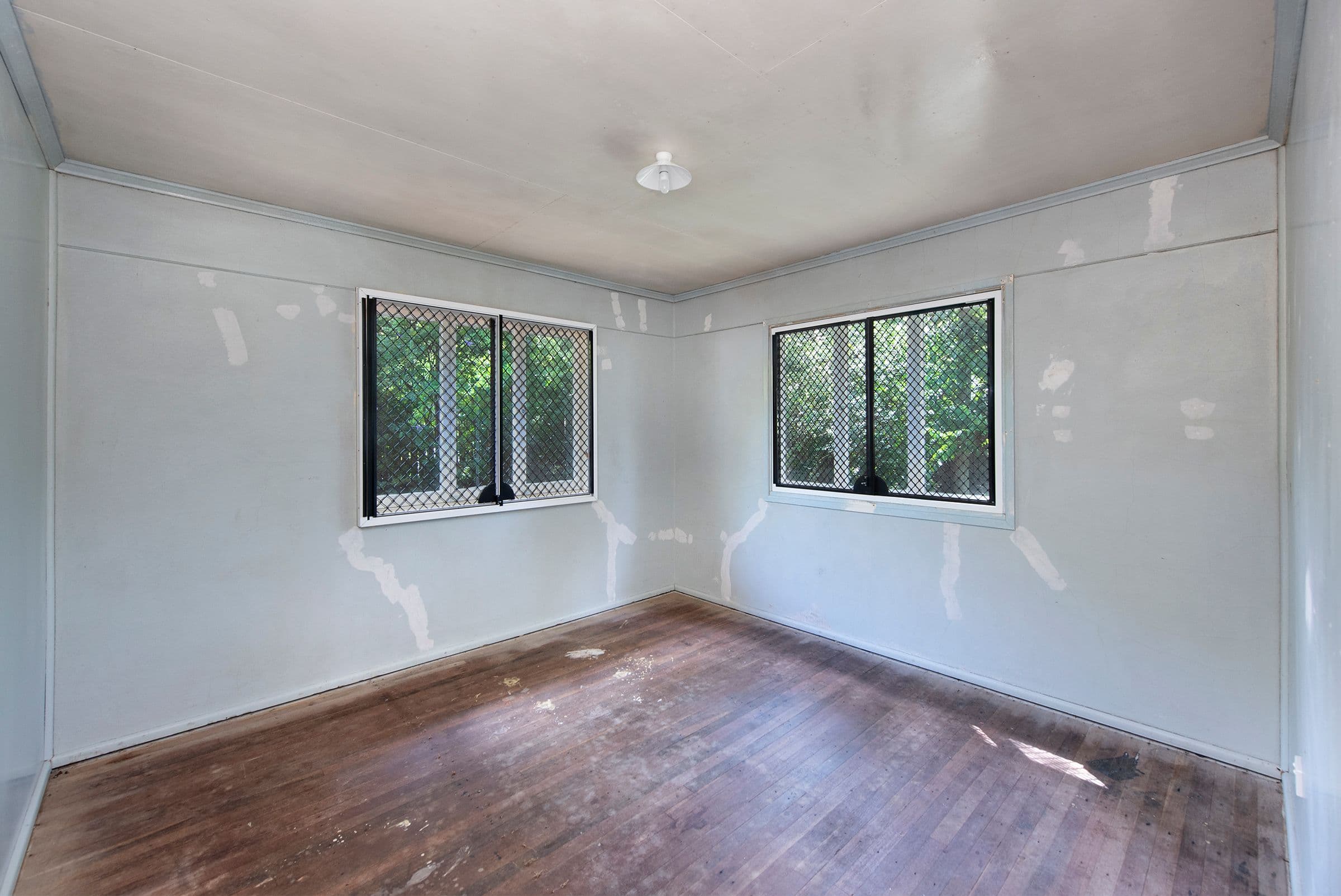 14 Mullen Street, Woodridge QLD 4114, Woodridge - Thumbnail 5