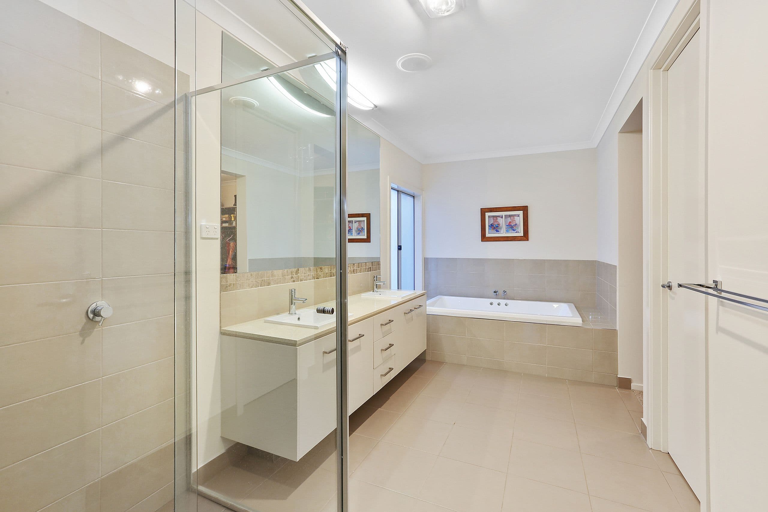 4 Fairvista Avenue, Leopold VIC 3224, Leopold - Thumbnail 5