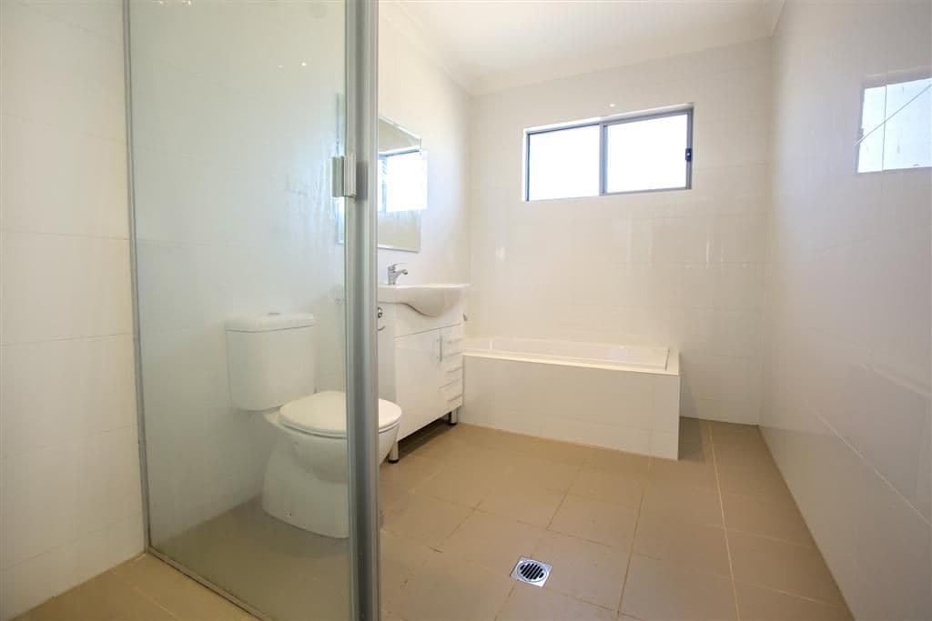 24 Foothills Terrace, Glenmore Park - Thumbnail 7