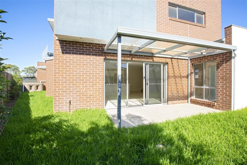 24 Foothills Terrace, Glenmore Park - Thumbnail 8