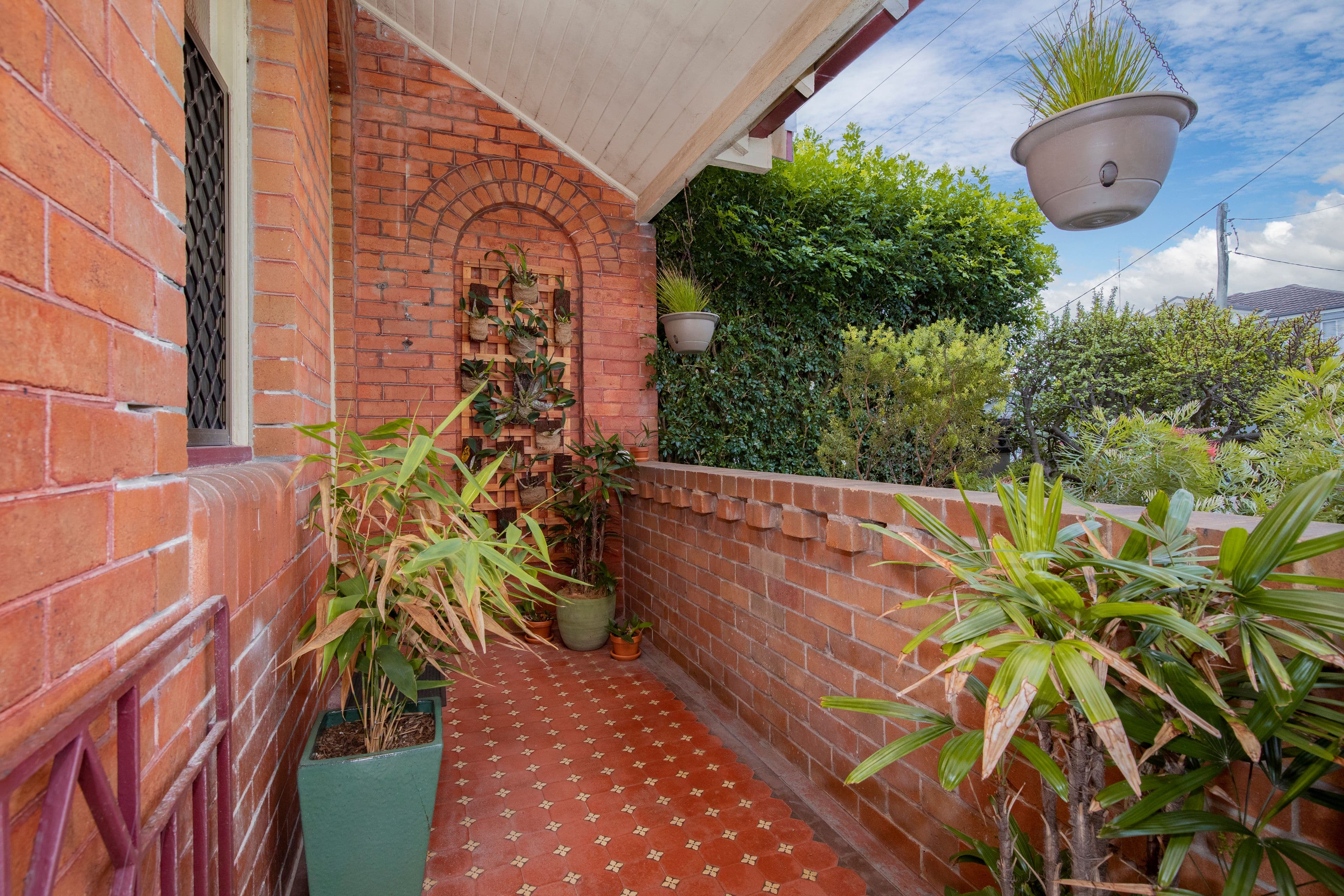 142 Lawson Street, Hamilton NSW 2303, Hamilton - Thumbnail 2