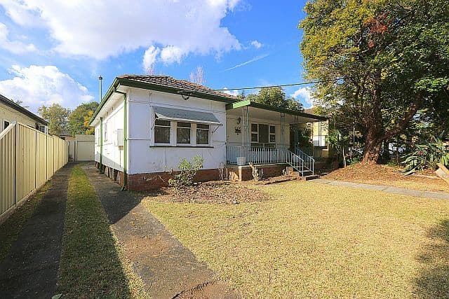 47 Wenke Crescent, YAGOONA NSW 2199, Yagoona - Thumbnail 2