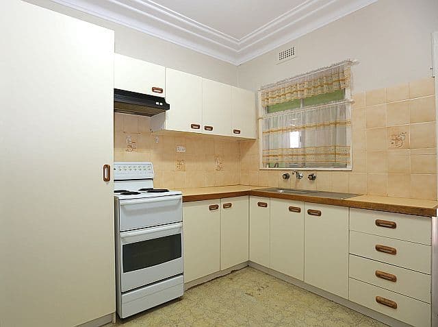 47 Wenke Crescent, YAGOONA NSW 2199, Yagoona - Thumbnail 4