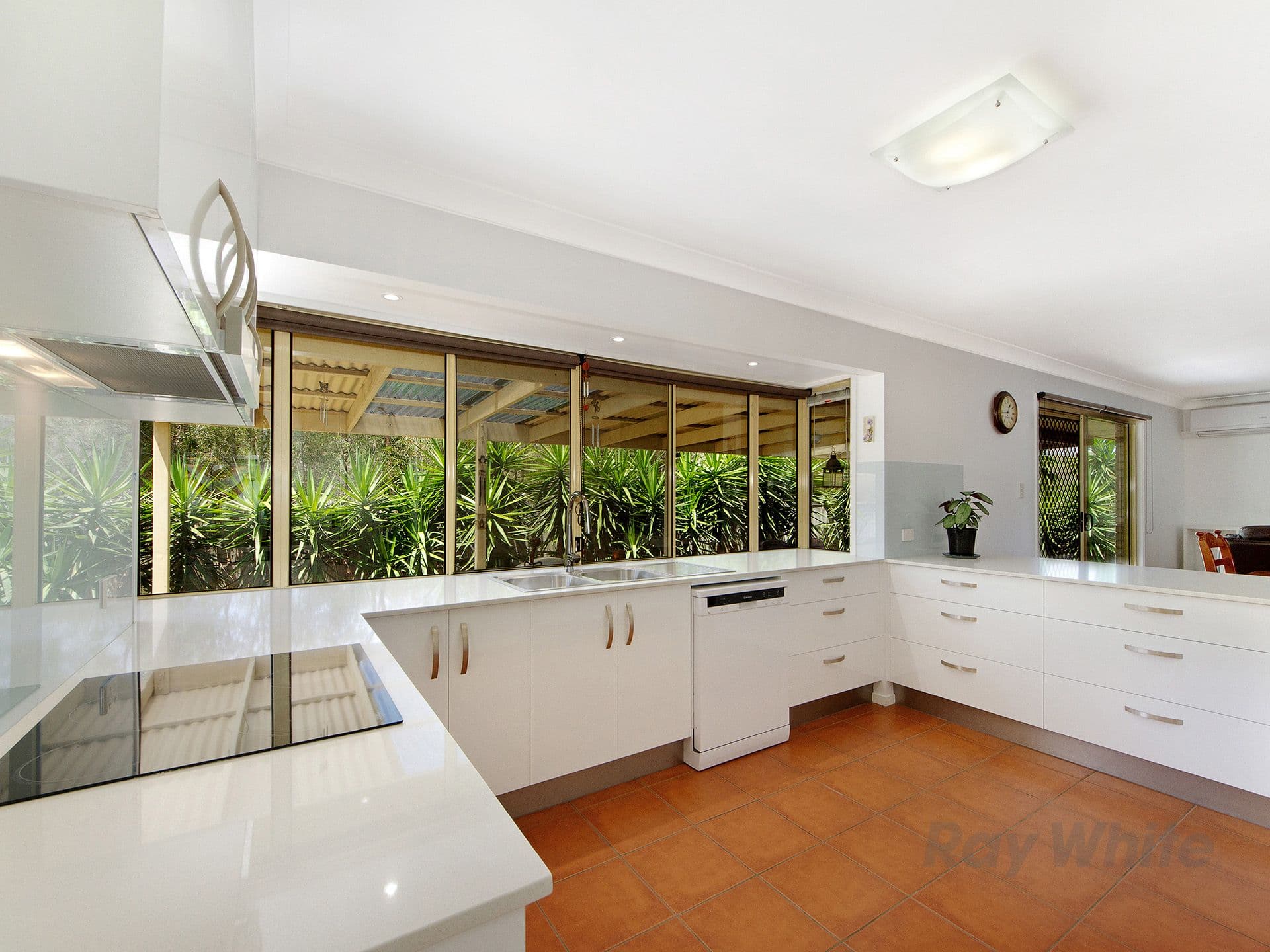 11 Lahey Court, Ormeau QLD 4208, Ormeau - Thumbnail 6