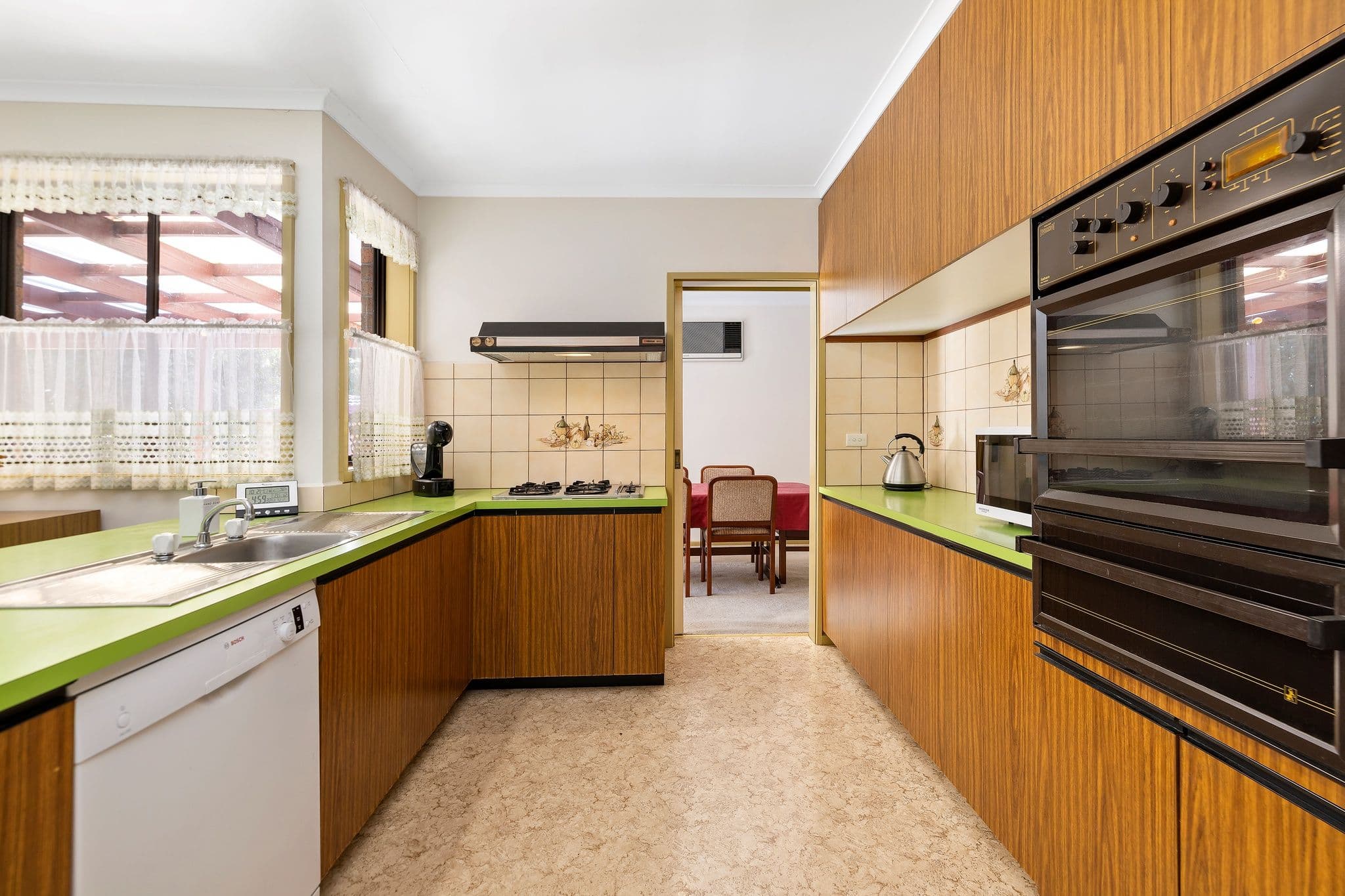 11 Birkdale Close, Wantirna VIC 3152, Wantirna - Thumbnail 3