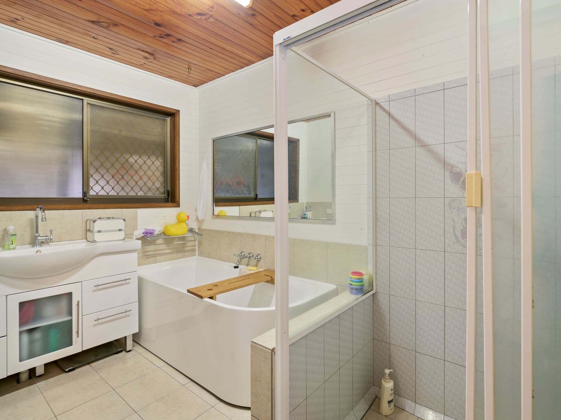 151 Simpsons Road, Elanora QLD 4221, Elanora - Thumbnail 5
