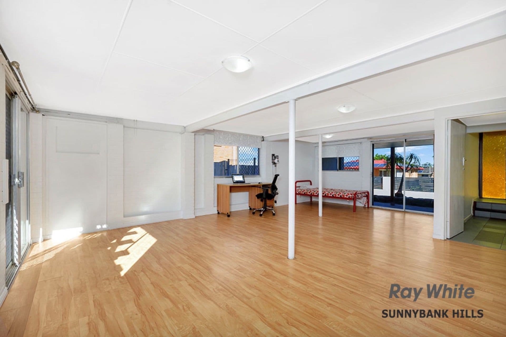 16 Novello Street, Mansfield QLD 4122, Mansfield - Thumbnail 2