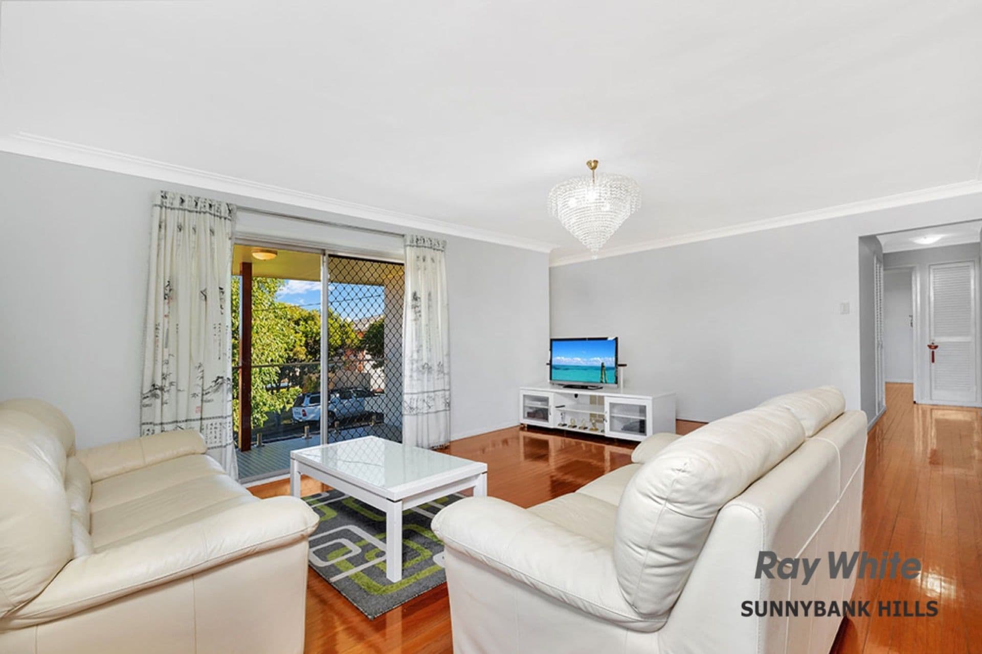 16 Novello Street, Mansfield QLD 4122, Mansfield - Thumbnail 3