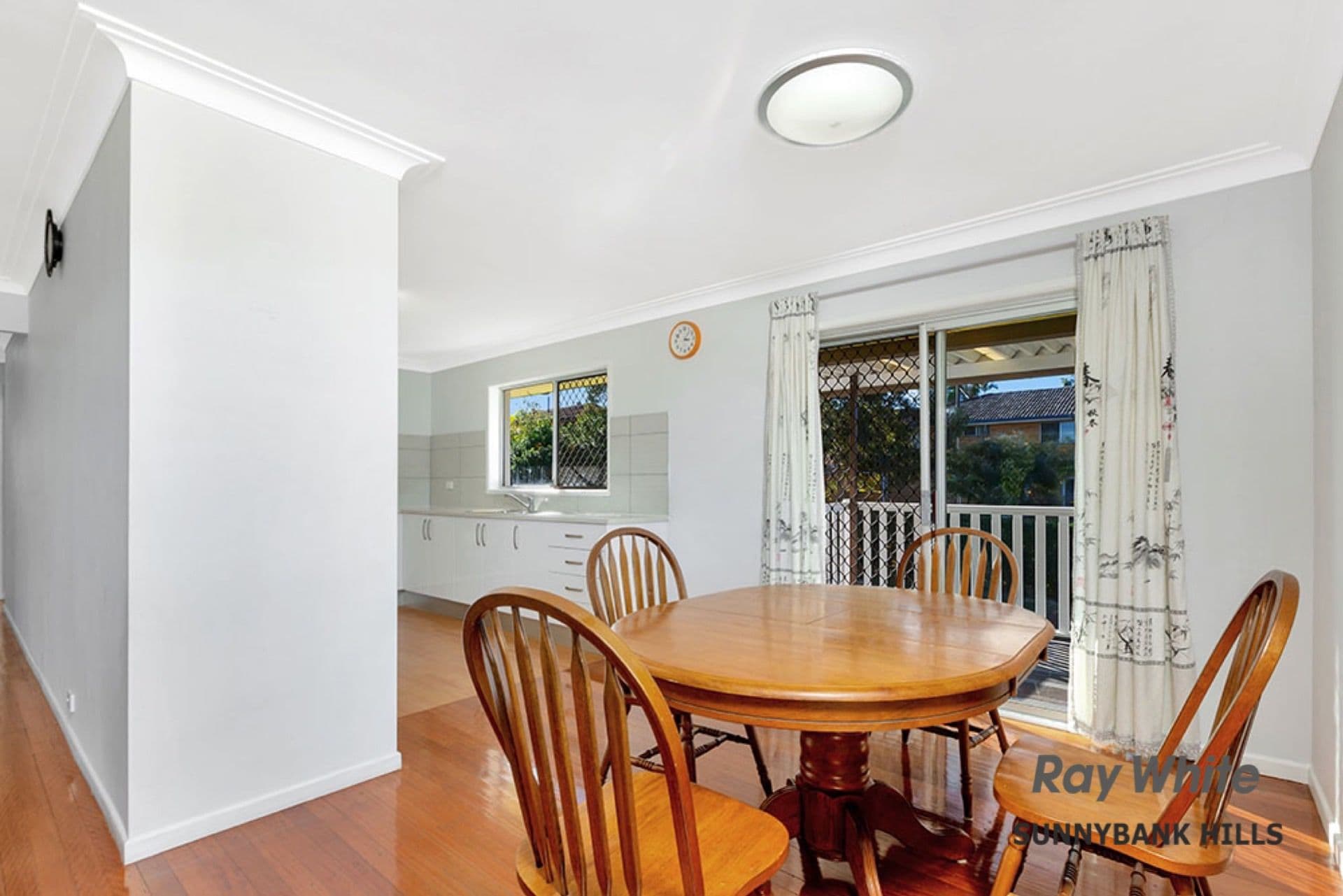 16 Novello Street, Mansfield QLD 4122, Mansfield - Thumbnail 4