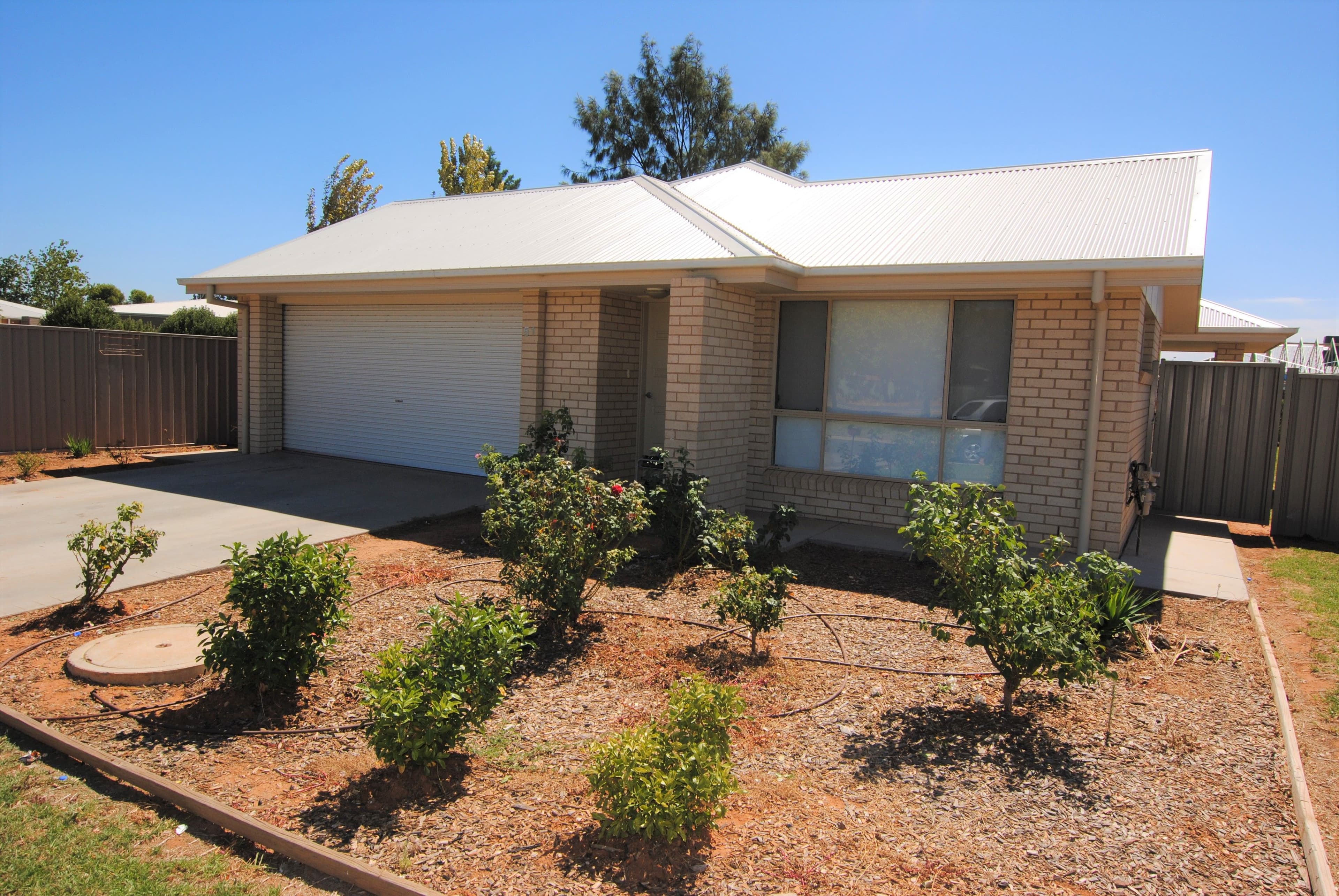 51 Walla Avenue, Griffith - Image 1