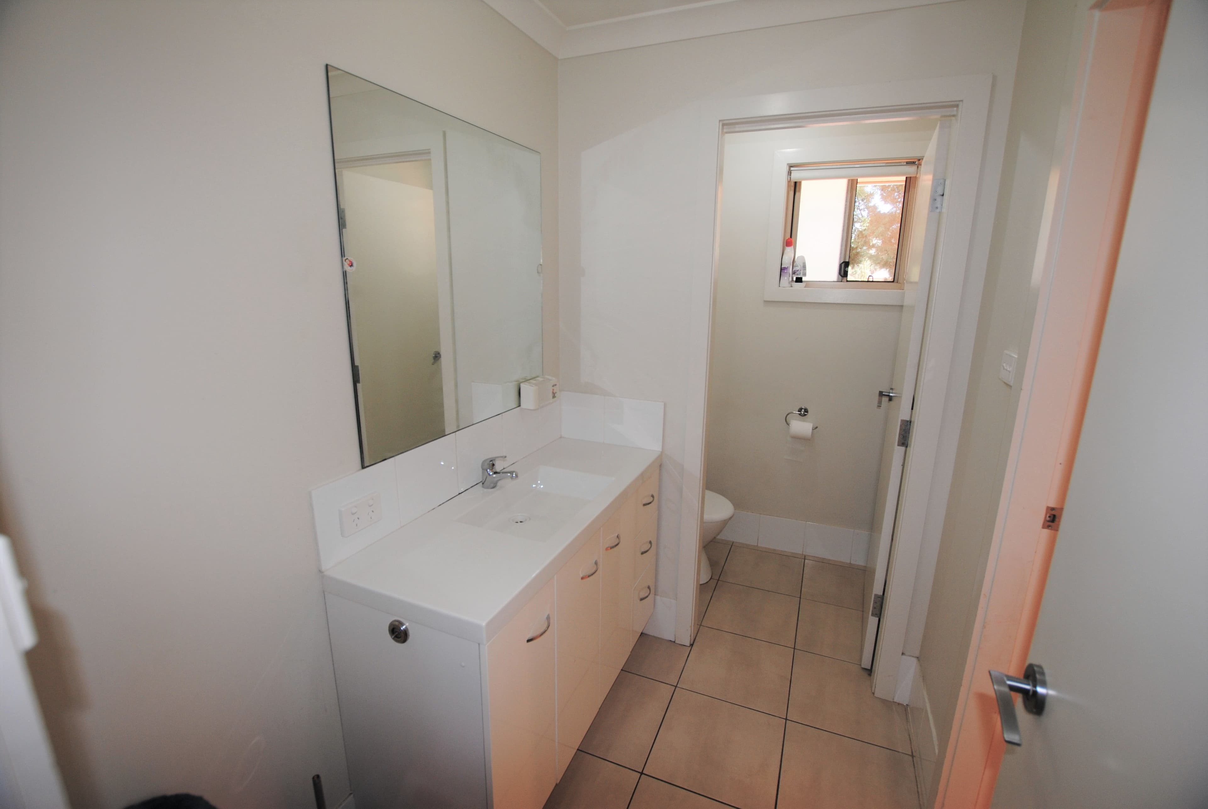 51 Walla Avenue, Griffith - Thumbnail 5