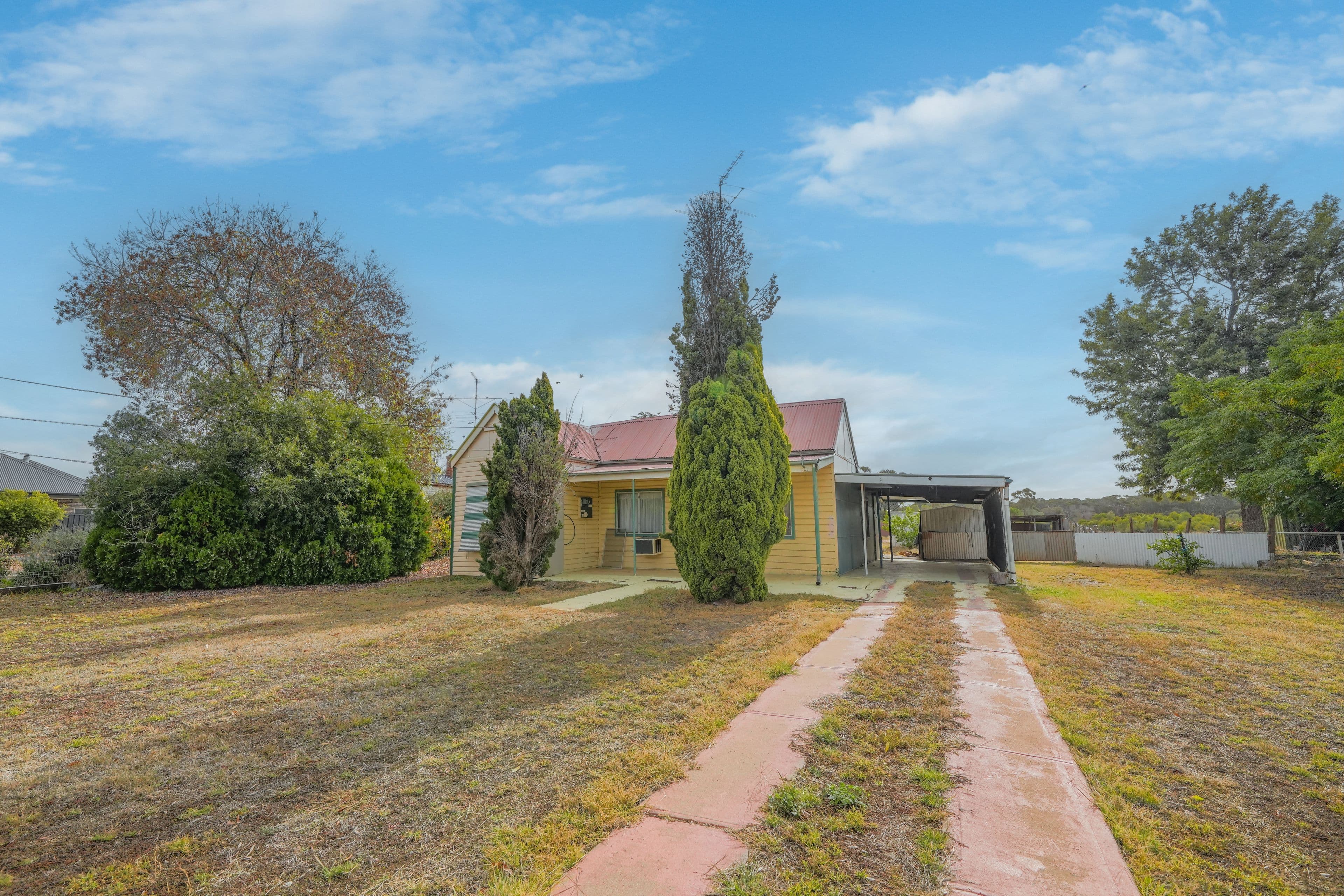 89 Pine Street, West Wyalong NSW 2671, West Wyalong - Image 1