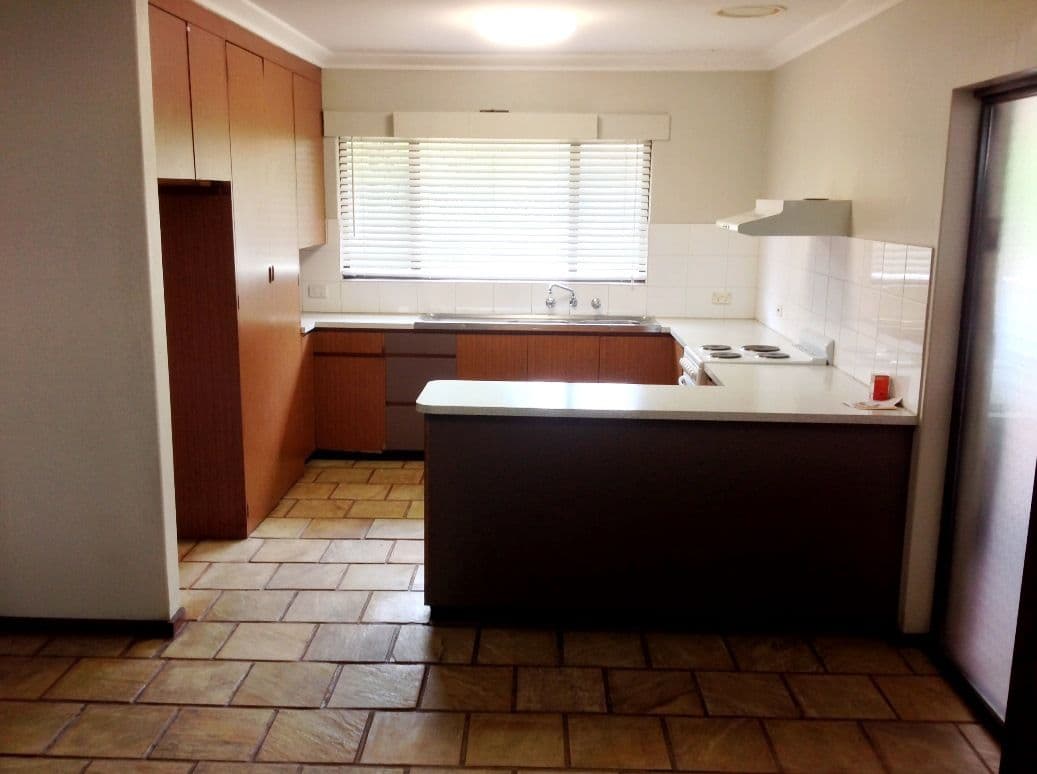23 Sungrove Avenue, EAST BUNBURY WA 6230, East Bunbury - Thumbnail 2